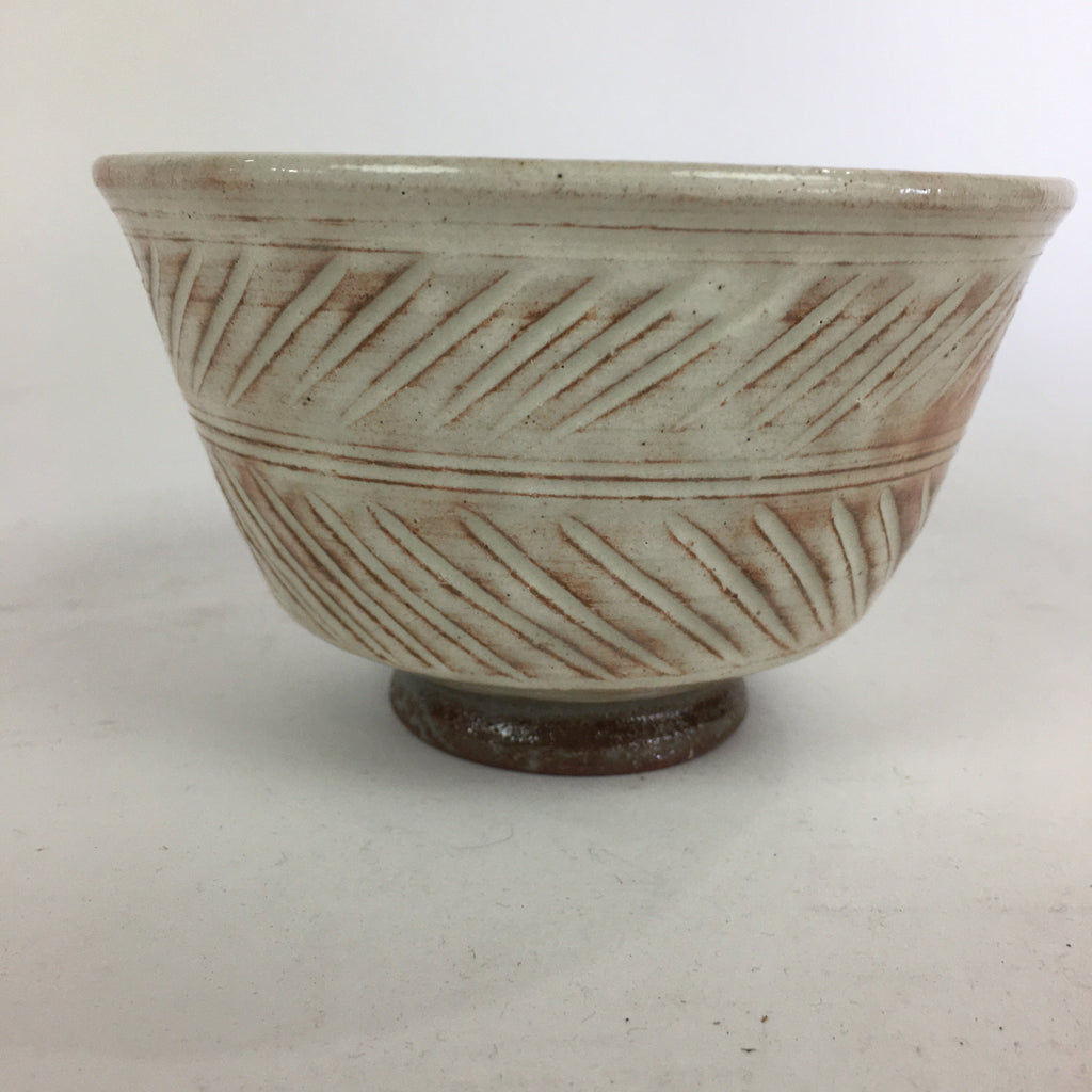 Japanese Ceramic Tea Bowl Vtg Ceremony Chawan Flower Pattern White Pink GTB763