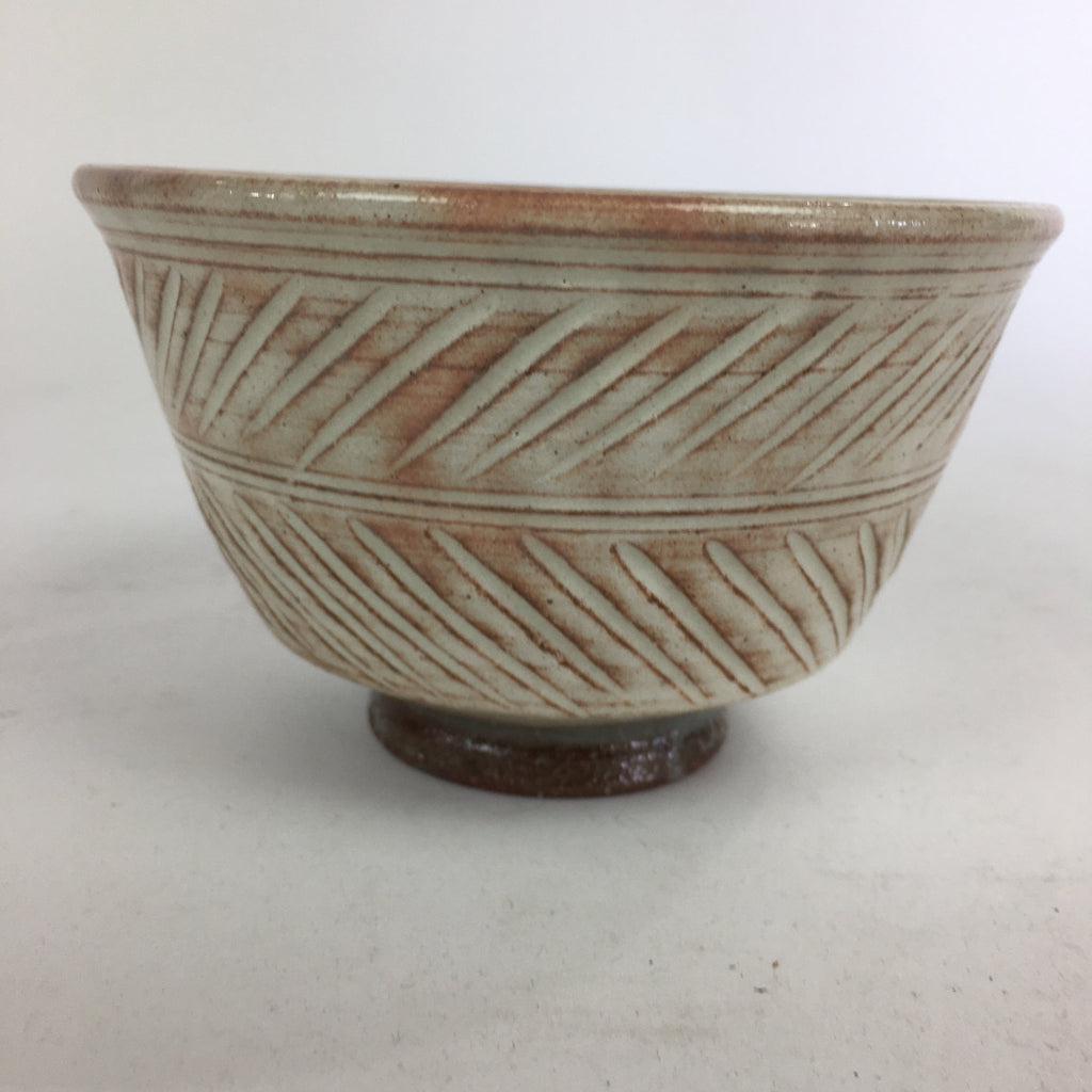 Japanese Ceramic Tea Bowl Vtg Ceremony Chawan Flower Pattern White Pink GTB763