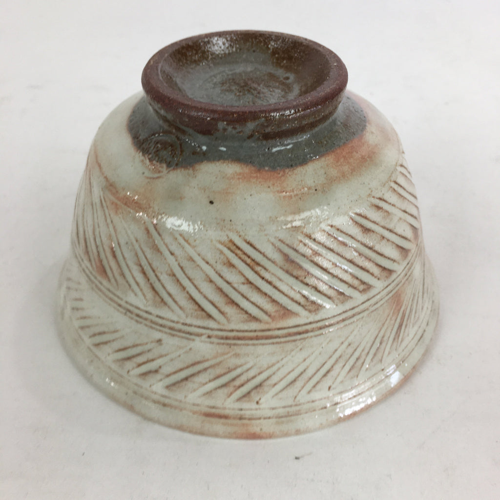 Japanese Ceramic Tea Bowl Vtg Ceremony Chawan Flower Pattern White Pink GTB764