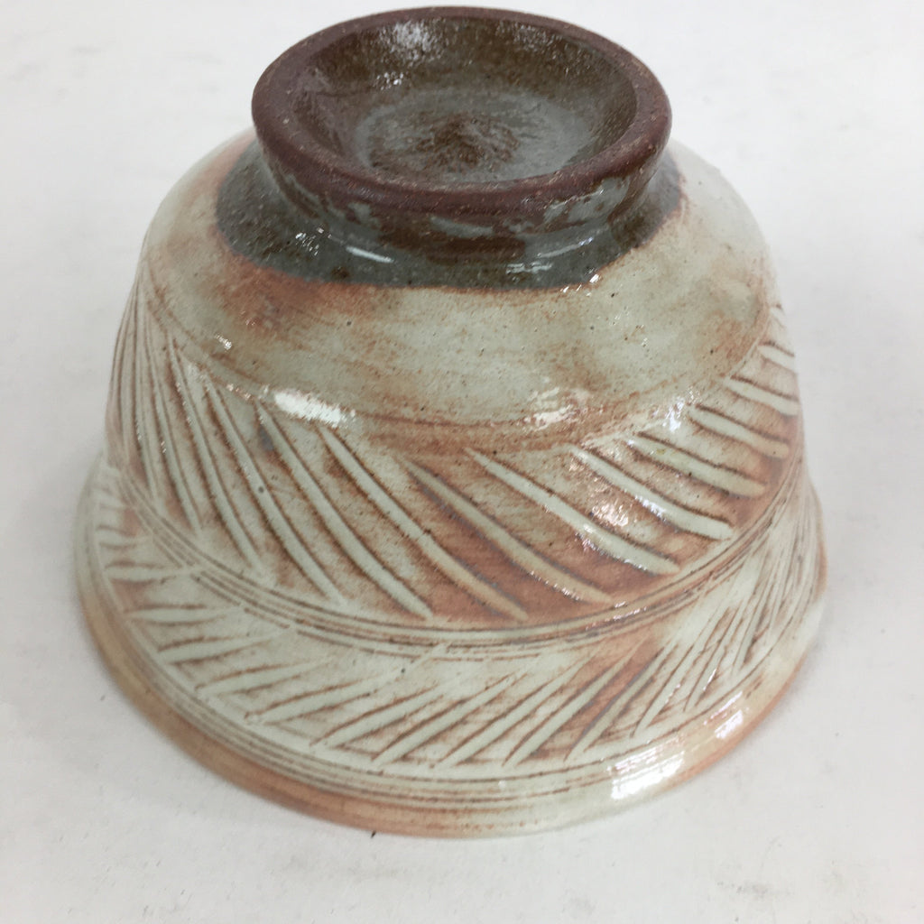 Japanese Ceramic Tea Bowl Vtg Ceremony Chawan Flower Pattern White Pink GTB764