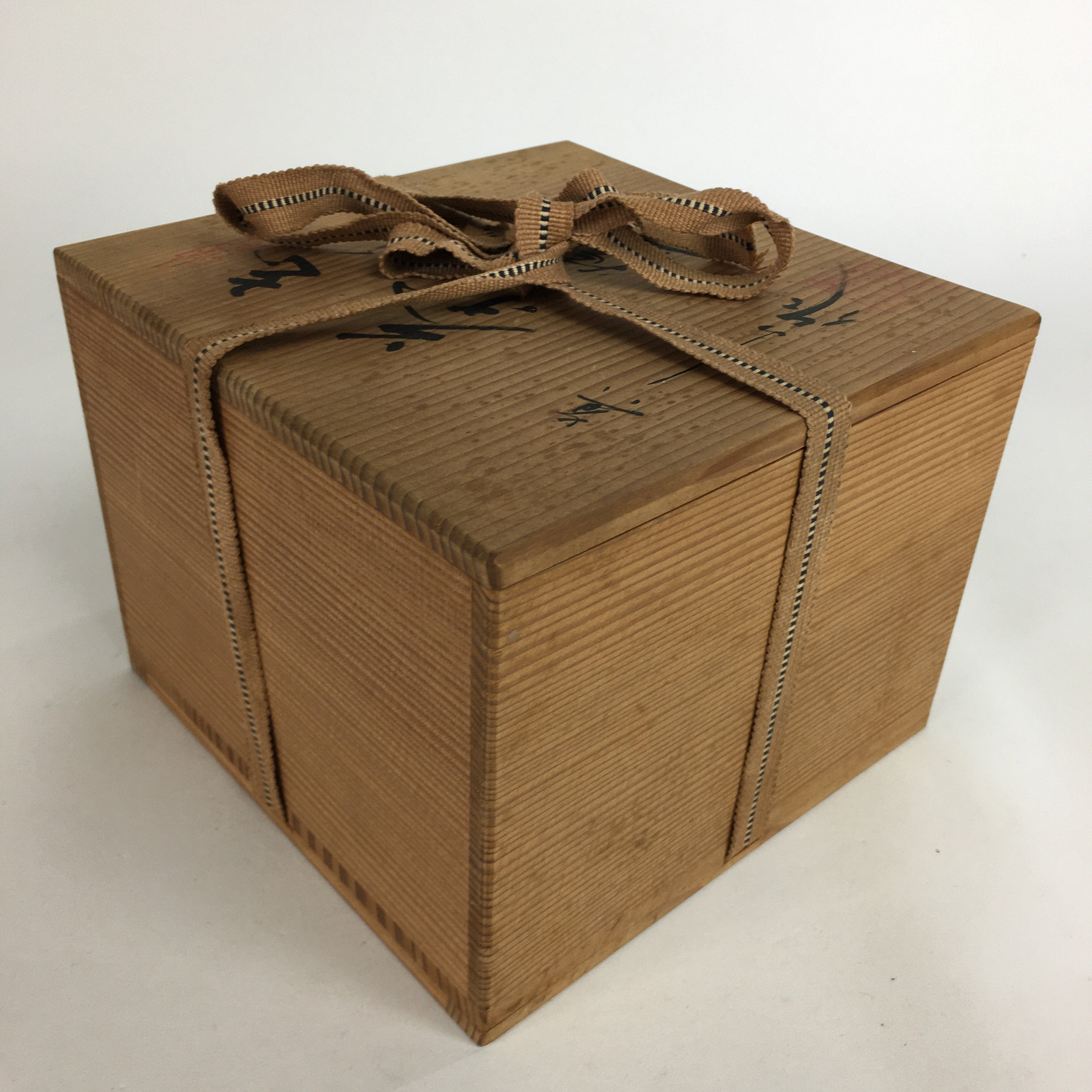 Japanese Ceramic Tea Bowl Wooden Box Mayama Kiln Shino Ware Chawan Pottery PX546