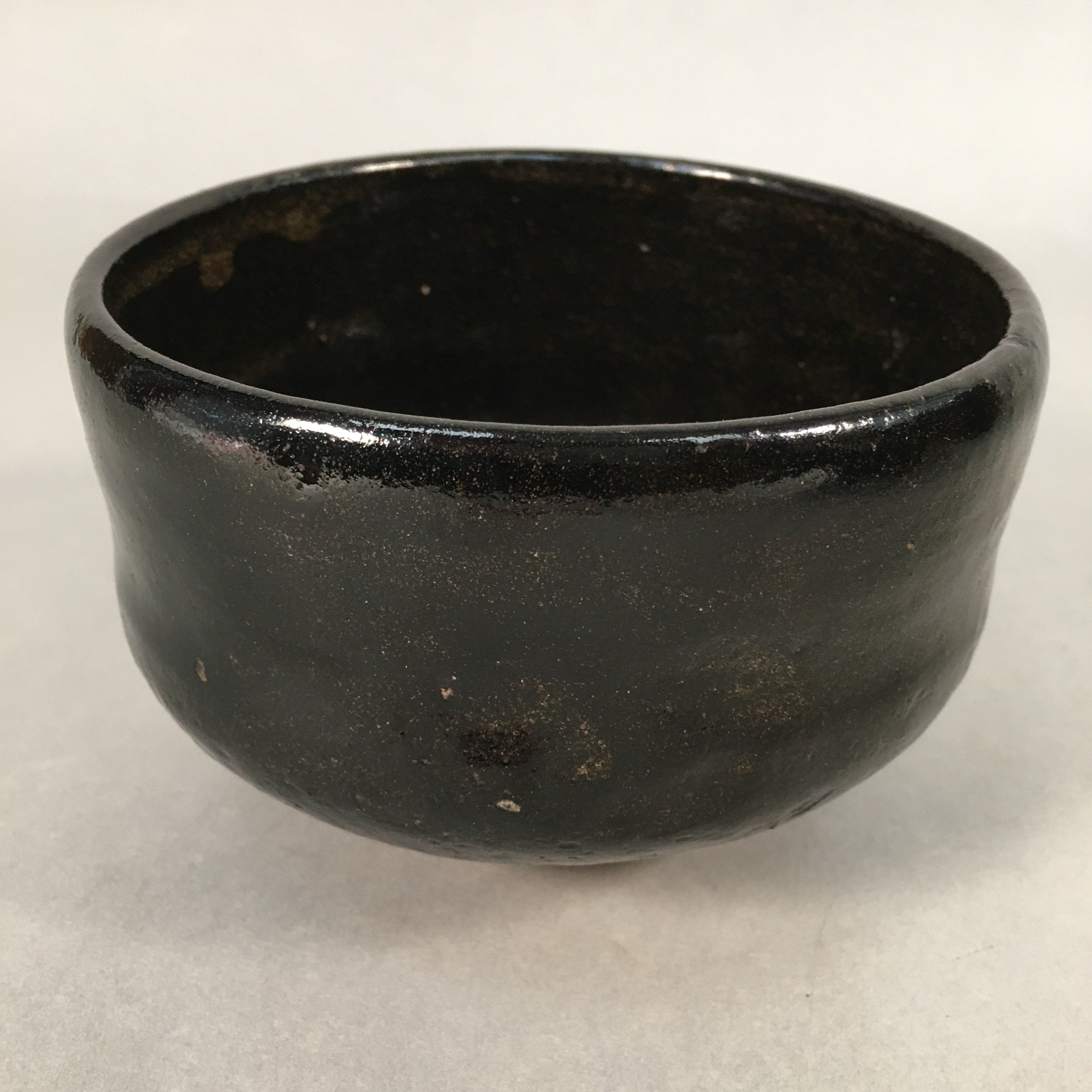 Japanese Ceramic Tea Ceremony Bowl Chawan Vtg Pottery Black GTB687
