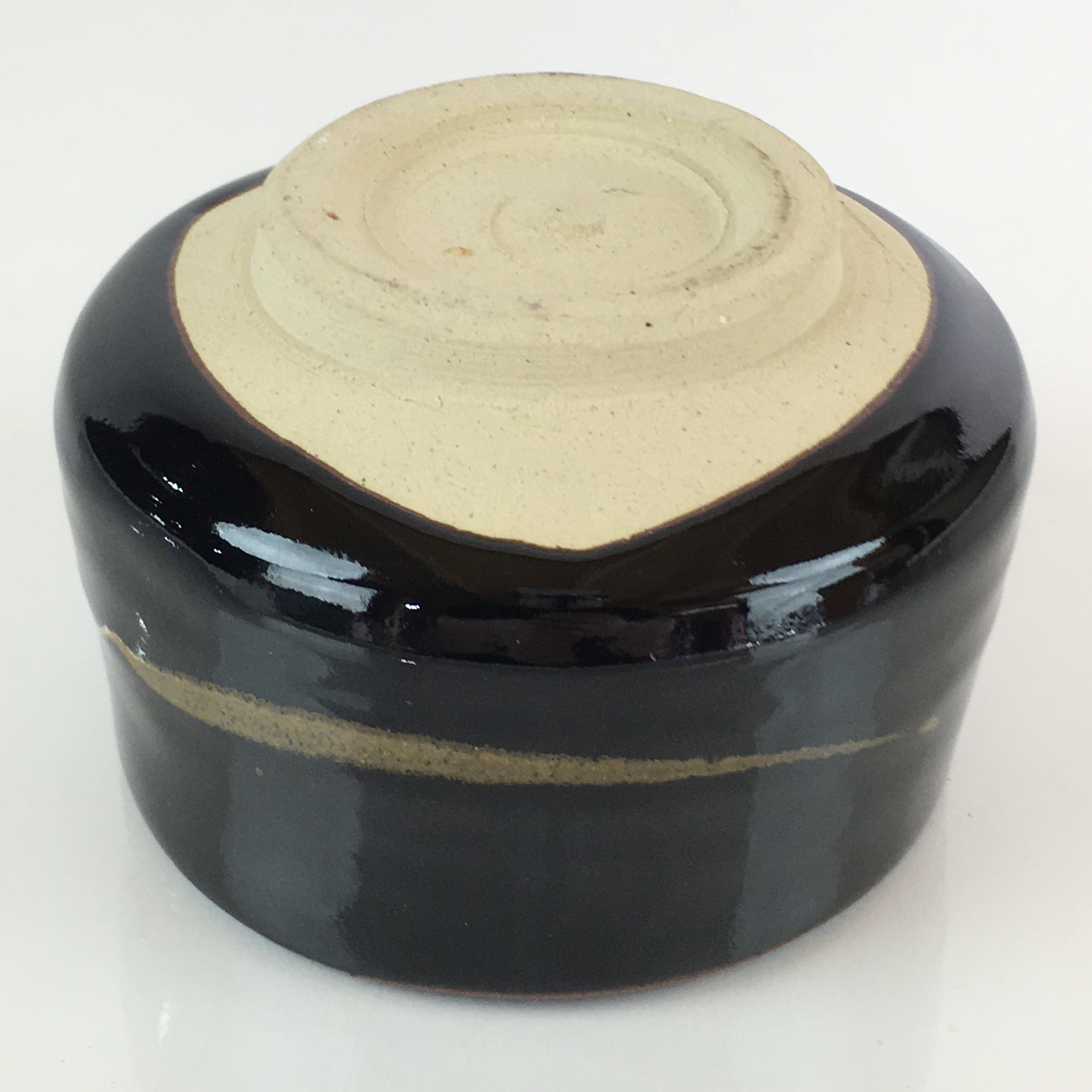 Japanese Ceramic Tea Ceremony Green Tea Bowl Vtg Chawan Black GTB953