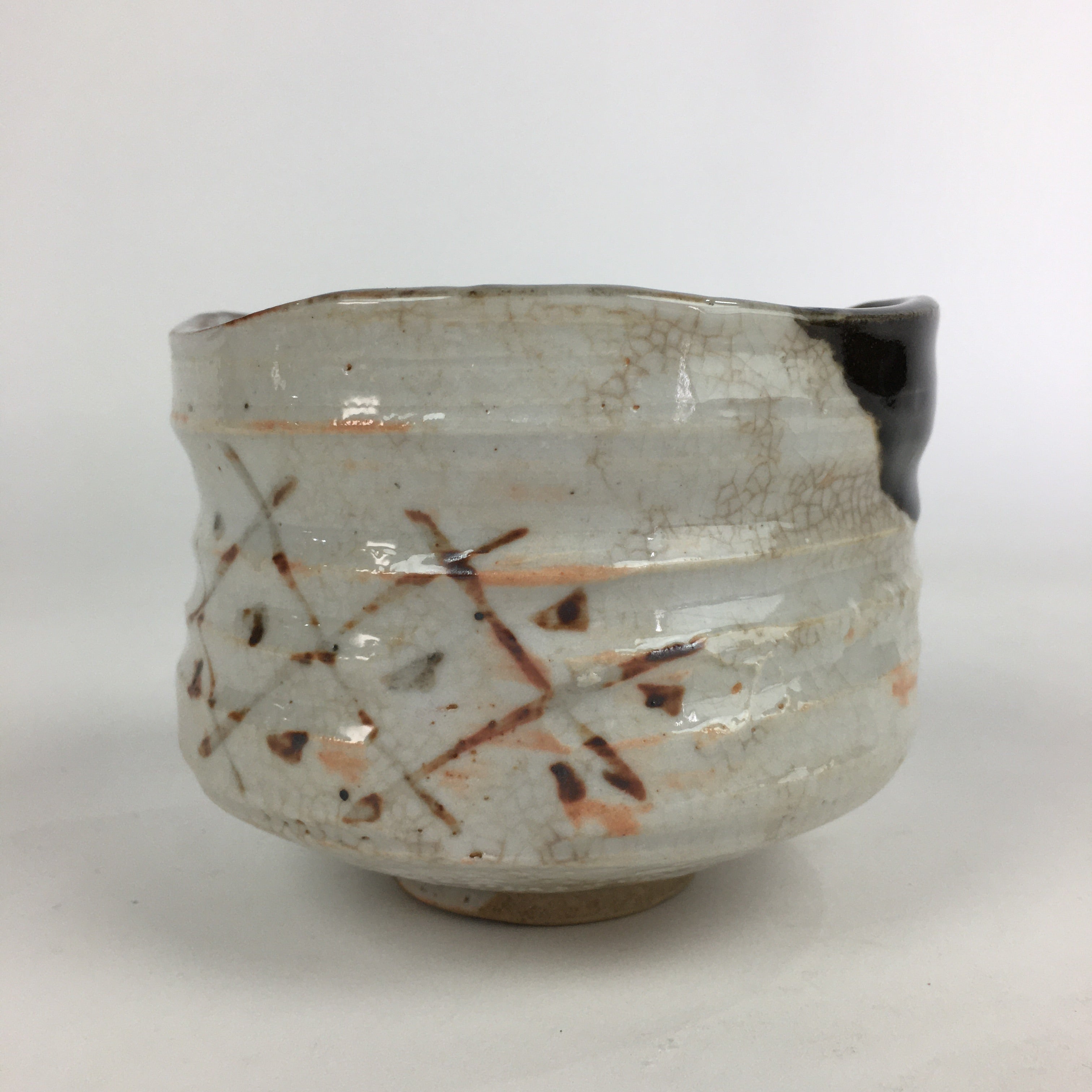 Japanese Ceramic Tea Ceremony Green Tea Bowl Vtg Chawan Black Oribe GTB903