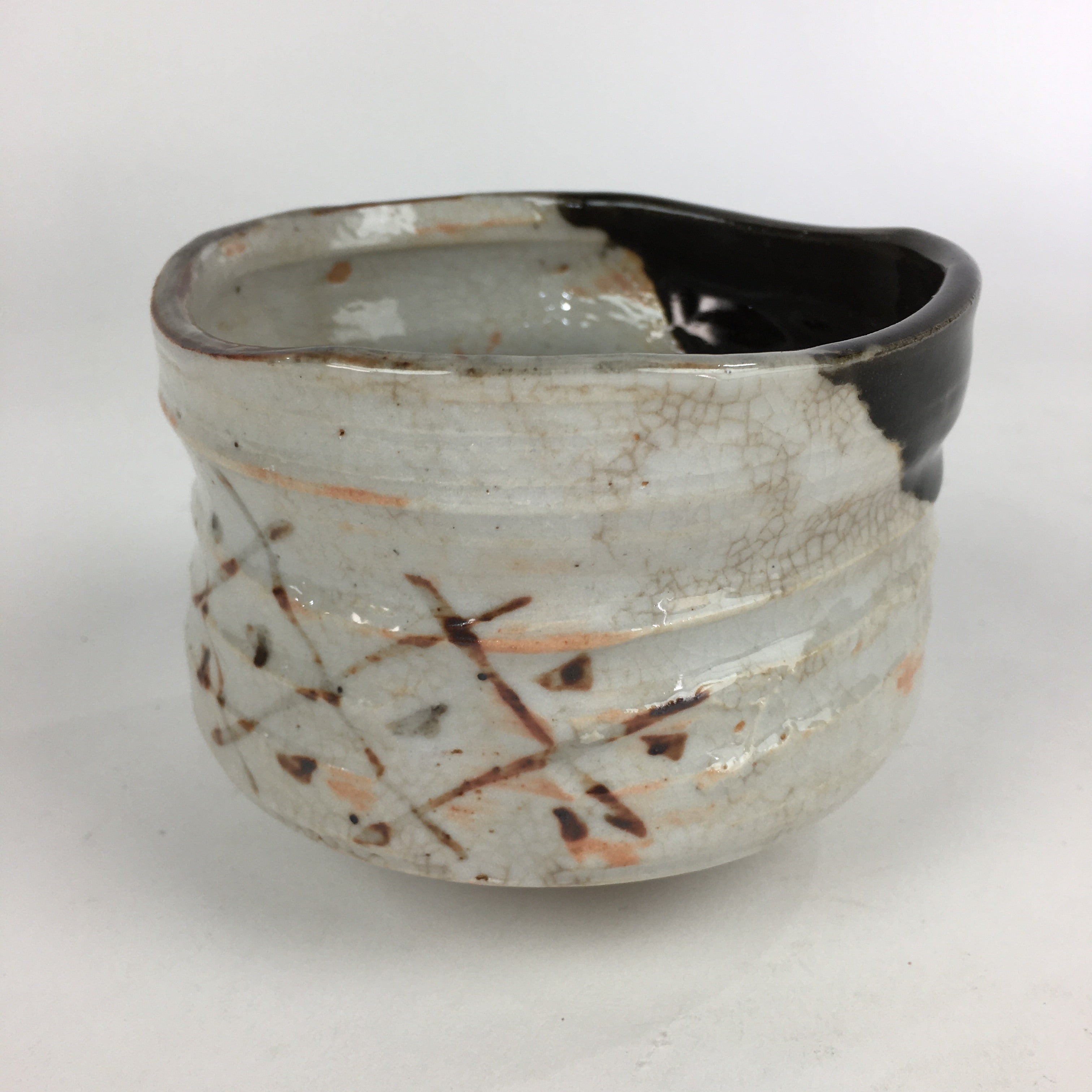 Japanese Ceramic Tea Ceremony Green Tea Bowl Vtg Chawan Black Oribe GTB903