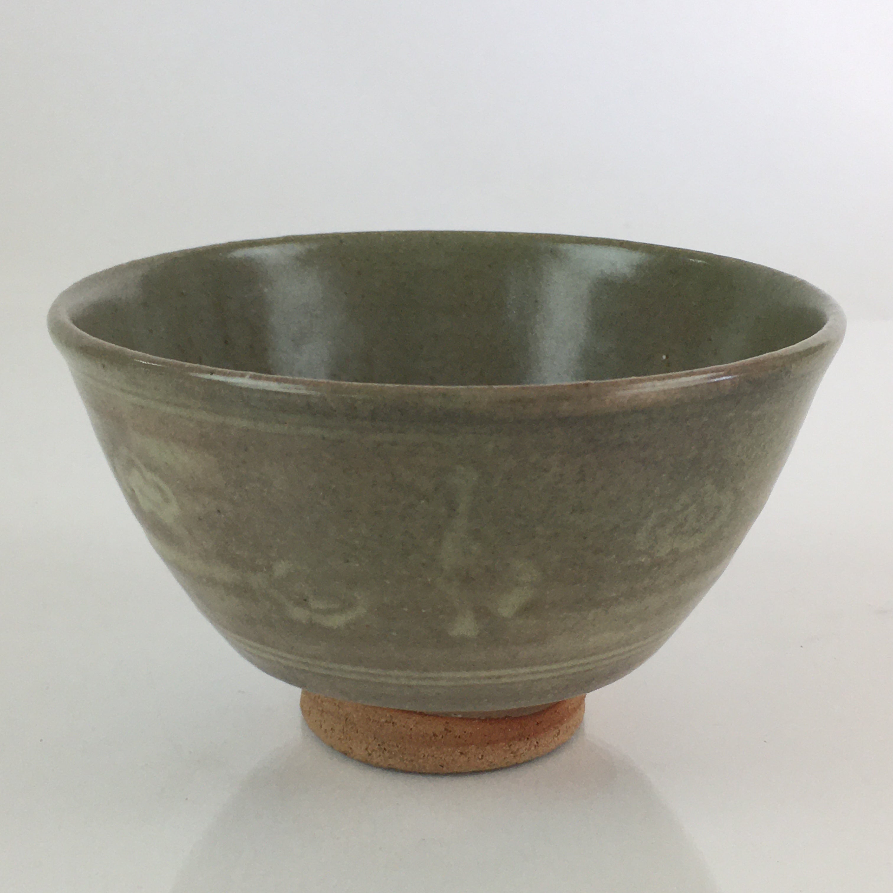 Japanese Ceramic Tea Ceremony Green Tea Bowl Vtg Chawan Crane GTB942