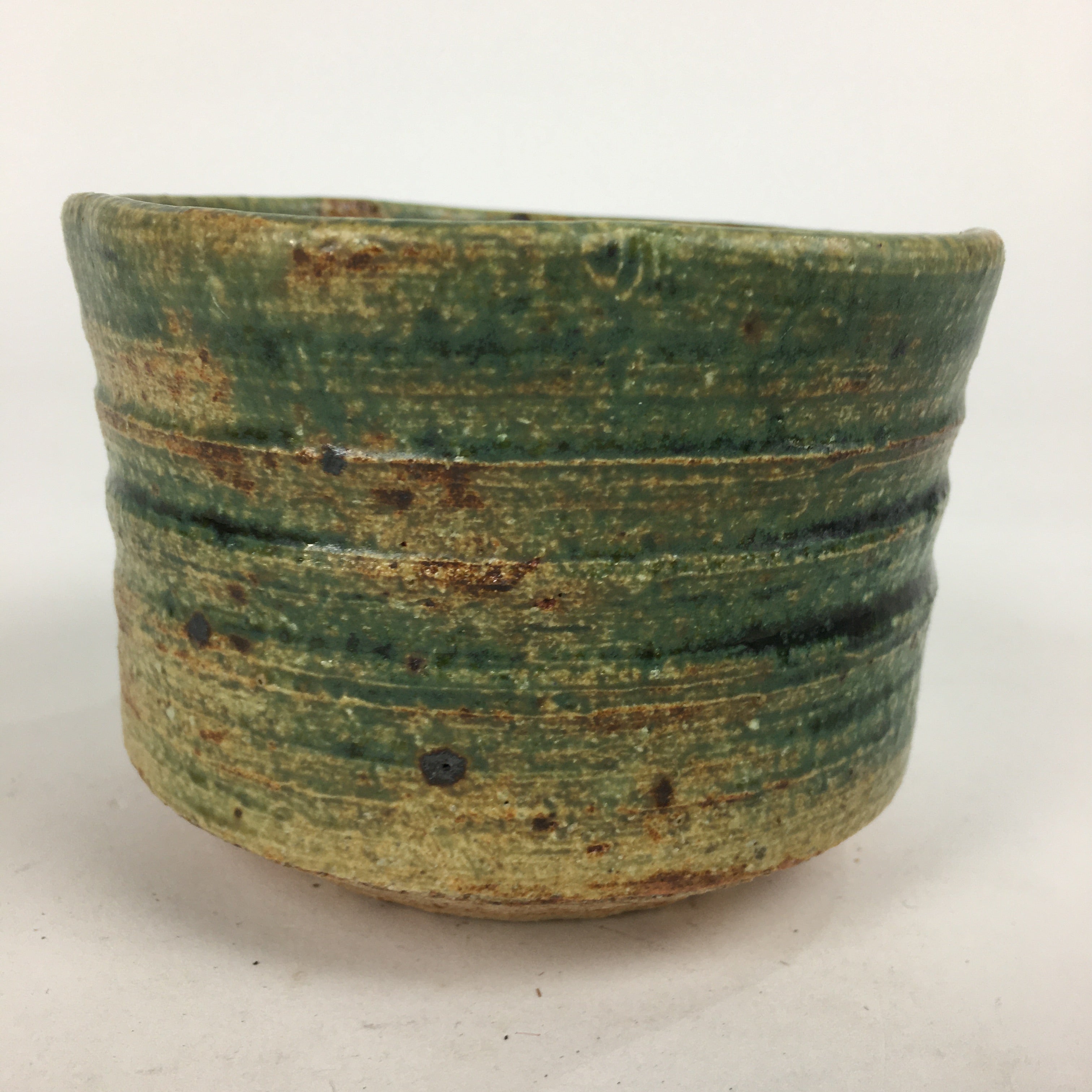 Japanese Ceramic Tea Ceremony Green Tea Bowl Vtg Chawan Green Brown GTB853
