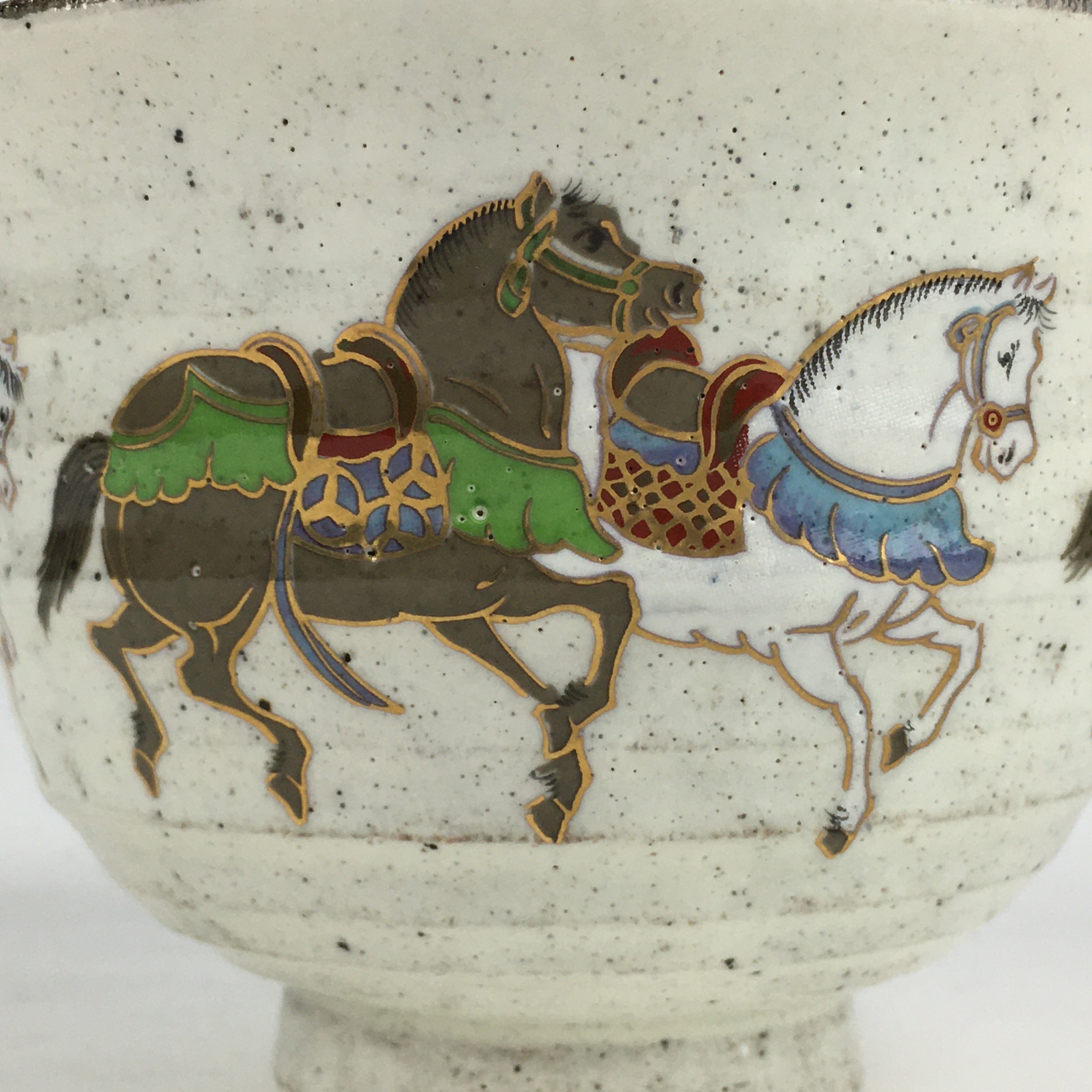 Japanese Ceramic Tea Ceremony Green Tea Bowl Vtg Chawan Horses GTB932