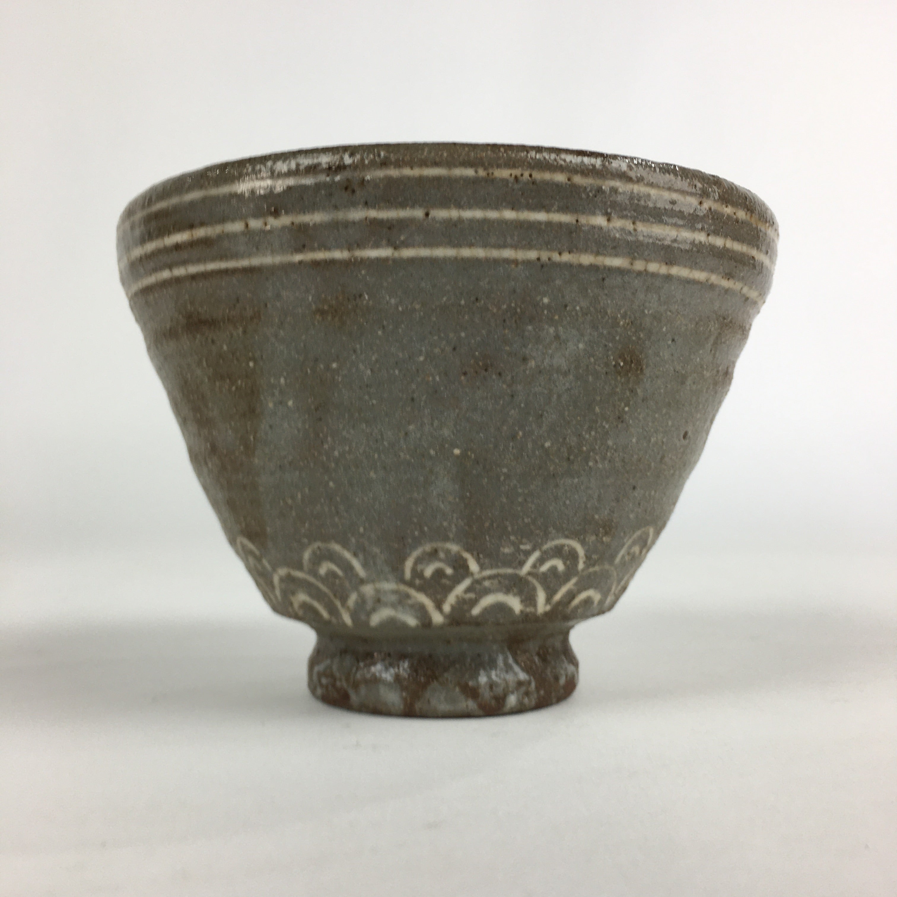 Japanese Ceramic Tea Ceremony Green Tea Bowl Vtg Chawan Ido-gata GTB886