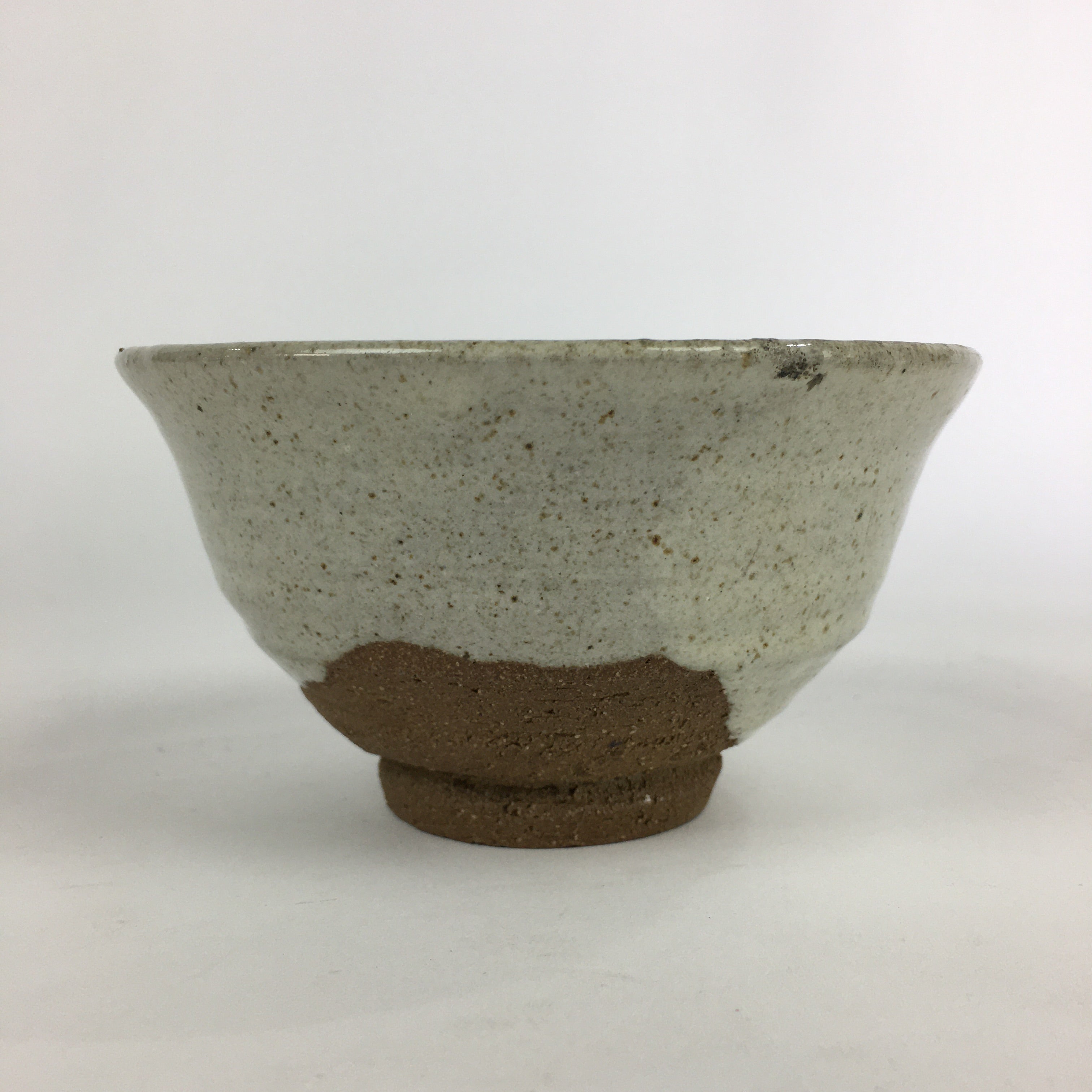 Japanese Ceramic Tea Ceremony Green Tea Bowl Vtg Chawan Kutsu-gata GTB904