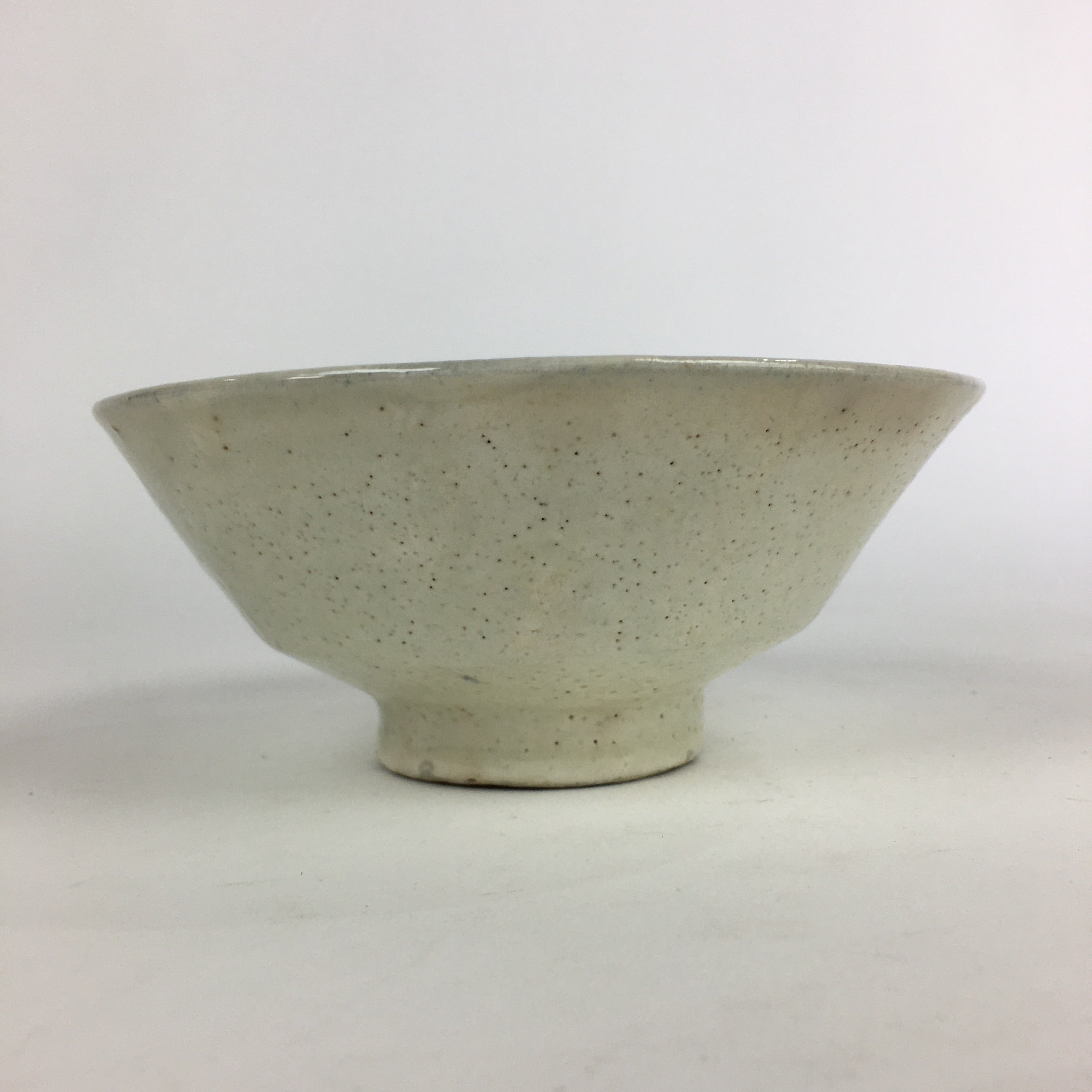 Japanese Ceramic Tea Ceremony Green Tea Bowl Vtg Chawan White GTB926