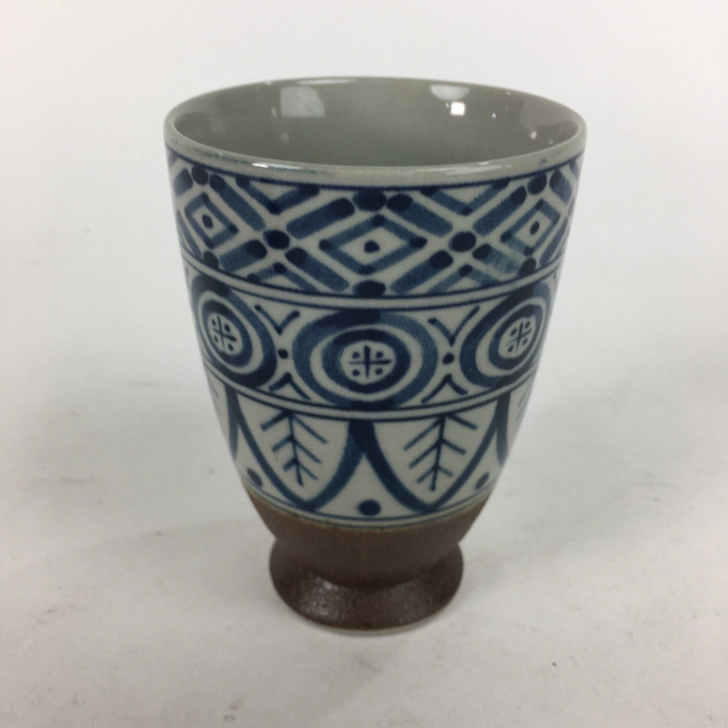 Japanese Ceramic Teacup Yunomi Vtg Blue Design Brown Bottom Sencha TC225