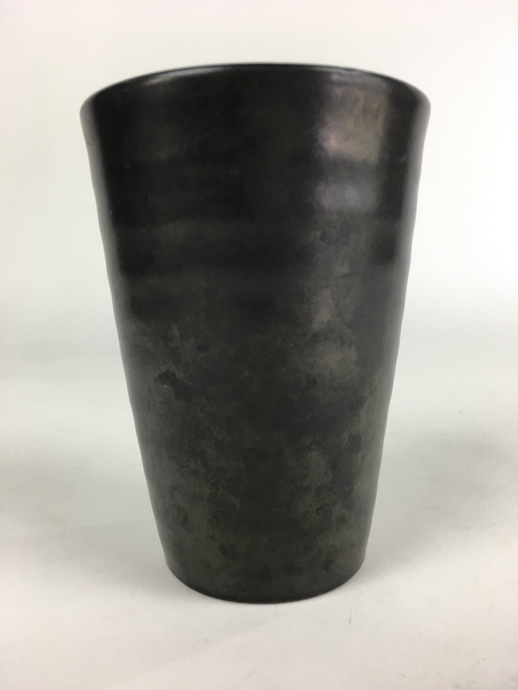 Japanese Ceramic Teacup Yunomi Vtg Pottery Black Yakimono Sencha PP925