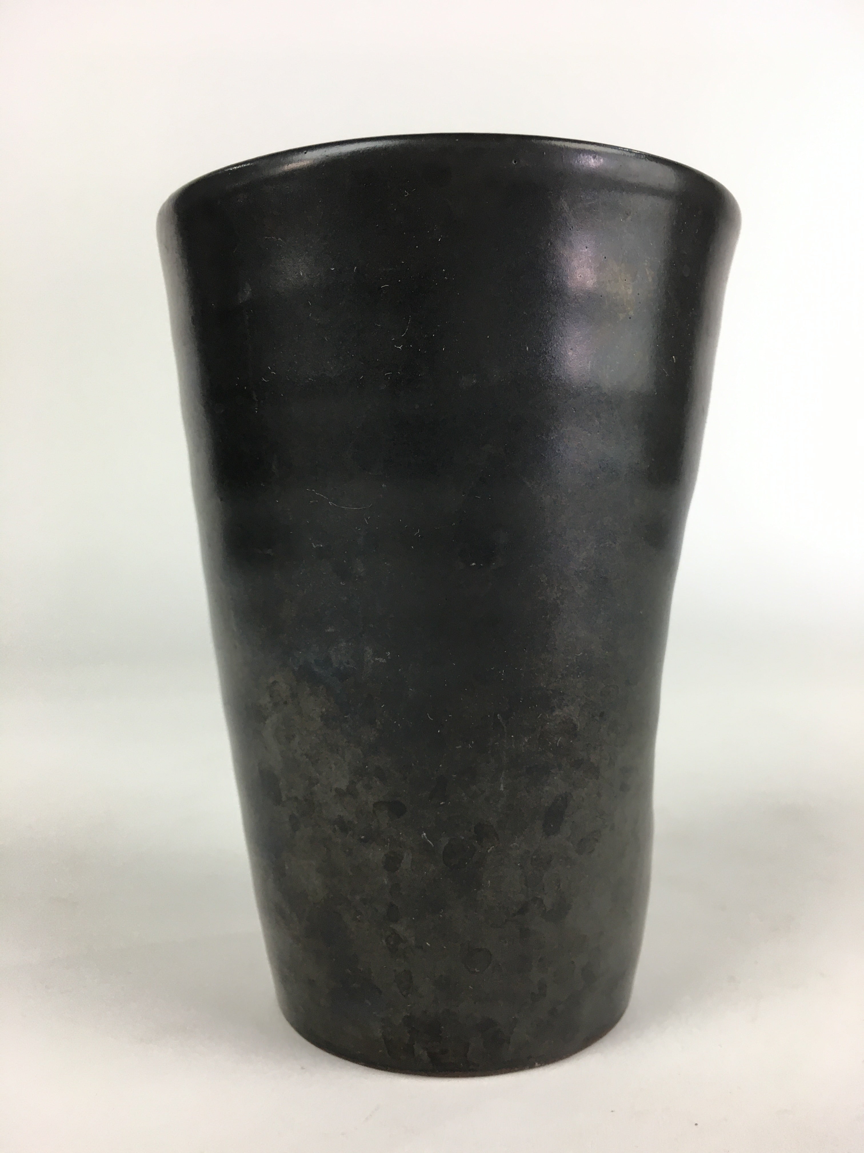 Japanese Ceramic Teacup Yunomi Vtg Pottery Black Yakimono Sencha PP925