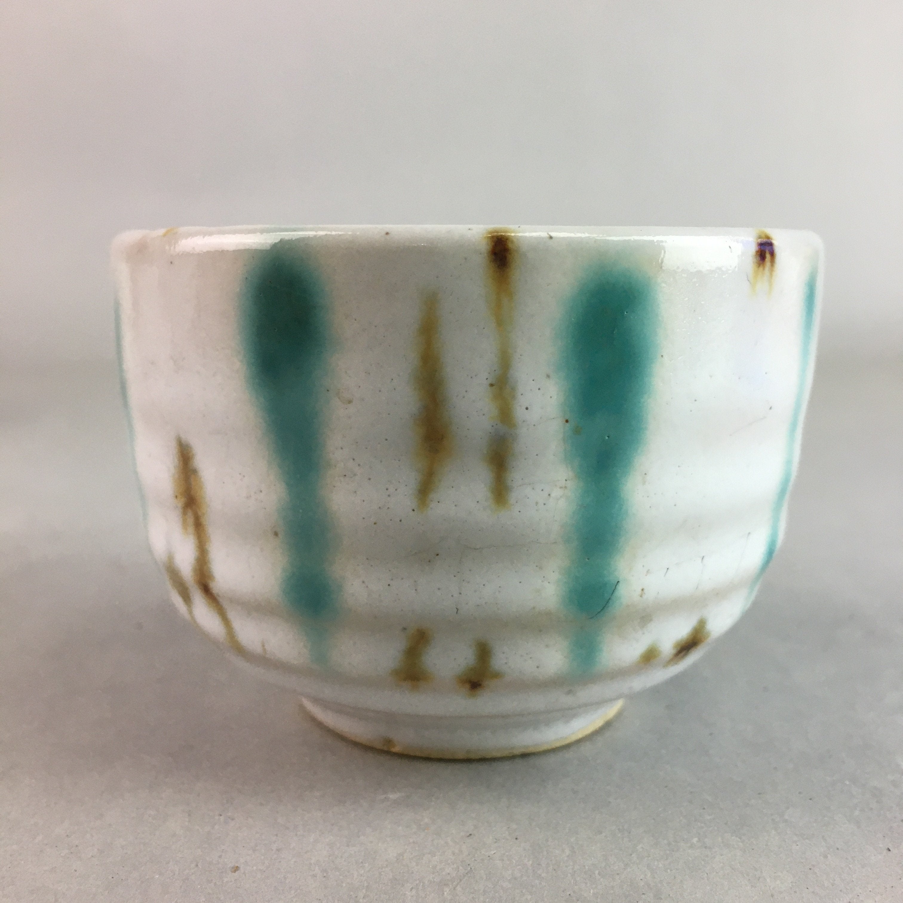 Japanese Ceramic Teacup Yunomi Vtg Pottery Green Brown White Sencha TC111