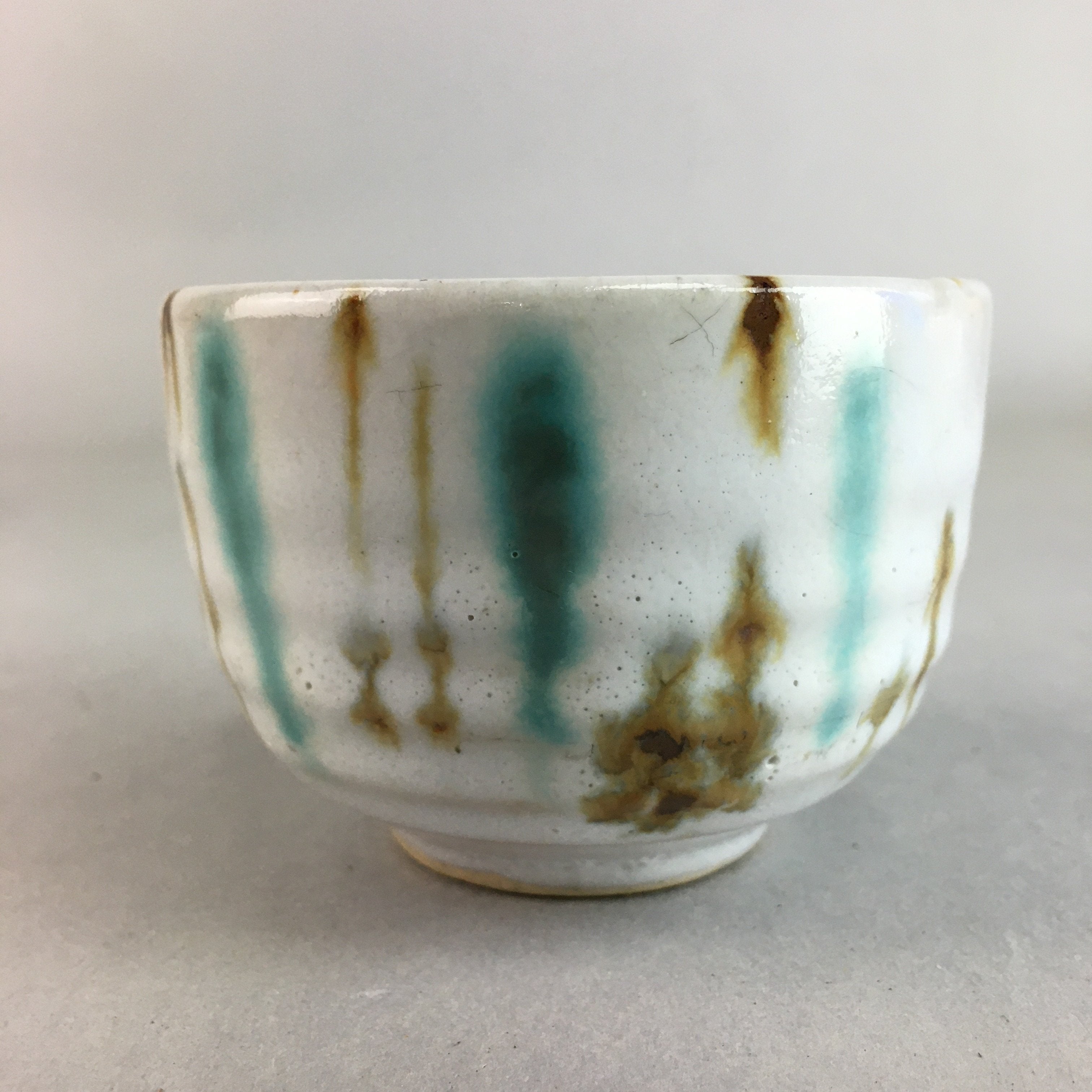 Japanese Ceramic Teacup Yunomi Vtg Pottery Green Brown White Sencha TC111
