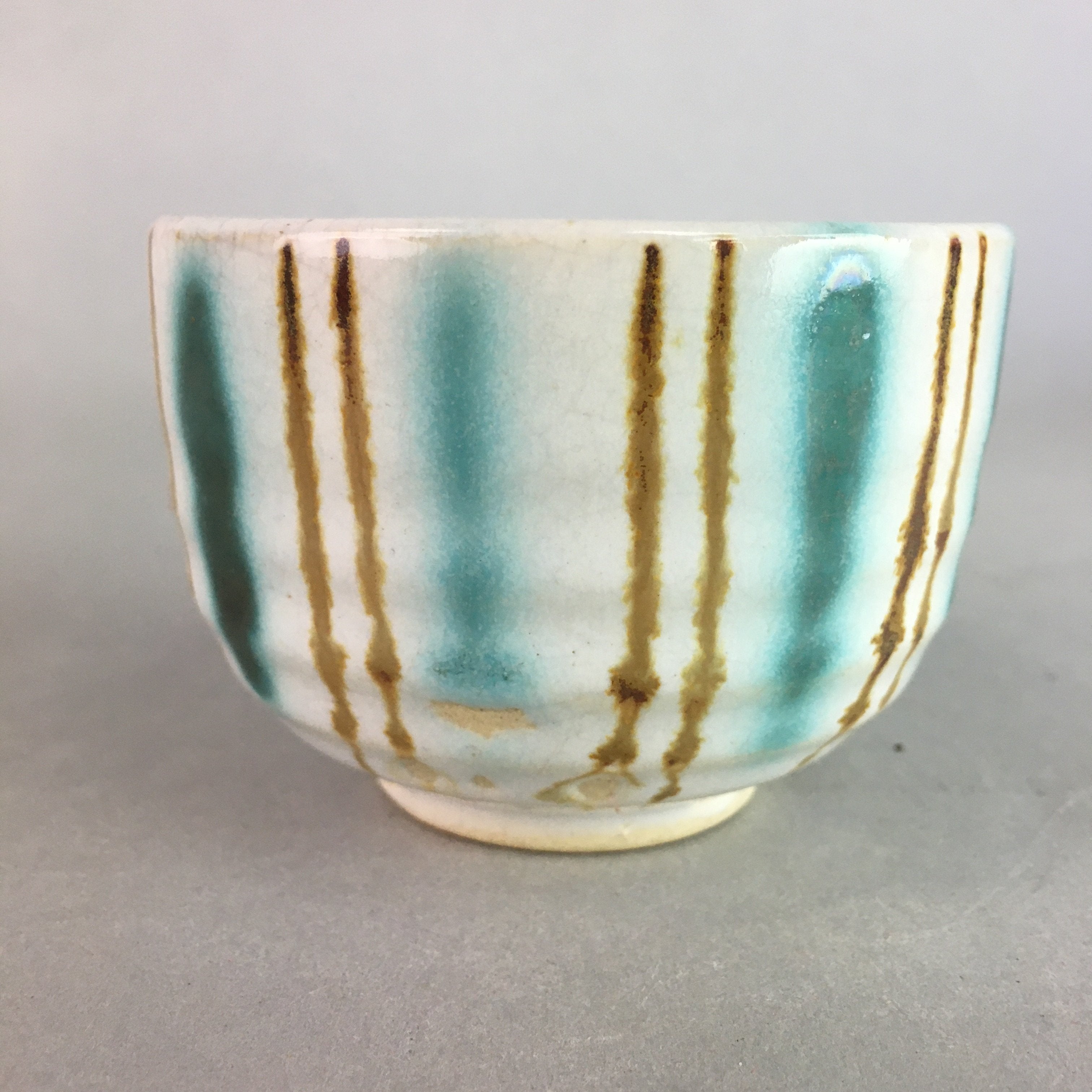 Japanese Ceramic Teacup Yunomi Vtg Pottery Green Brown White Sencha TC112