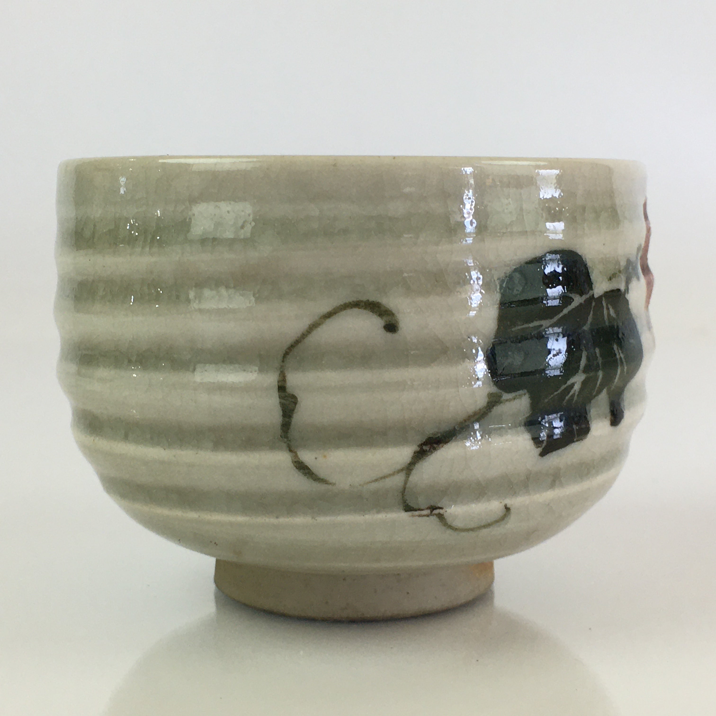 Japanese Ceramic Teacup Yunomi Vtg Vine Plant Leaves Sencha TC302