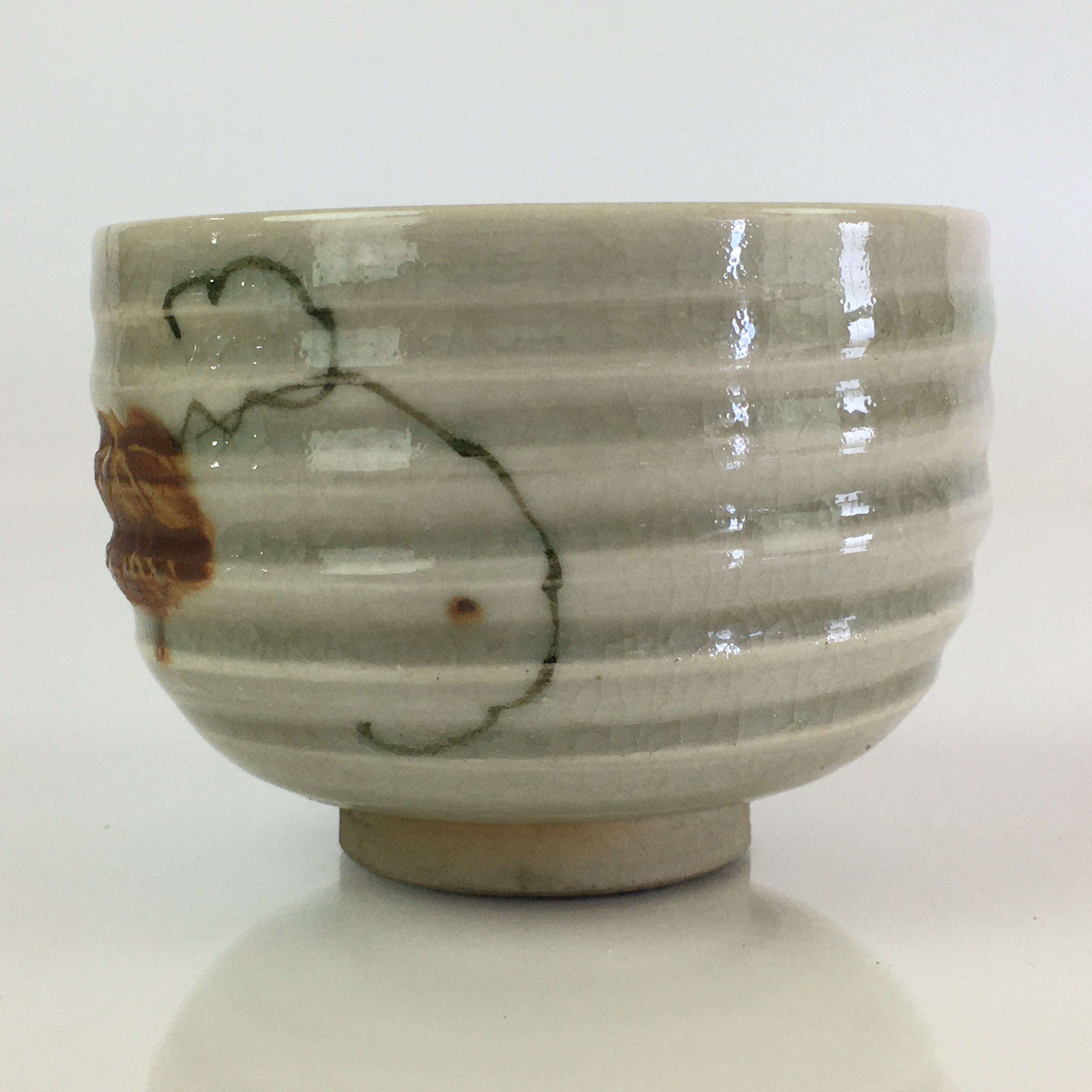 Japanese Ceramic Teacup Yunomi Vtg Vine Plant Leaves Sencha TC302
