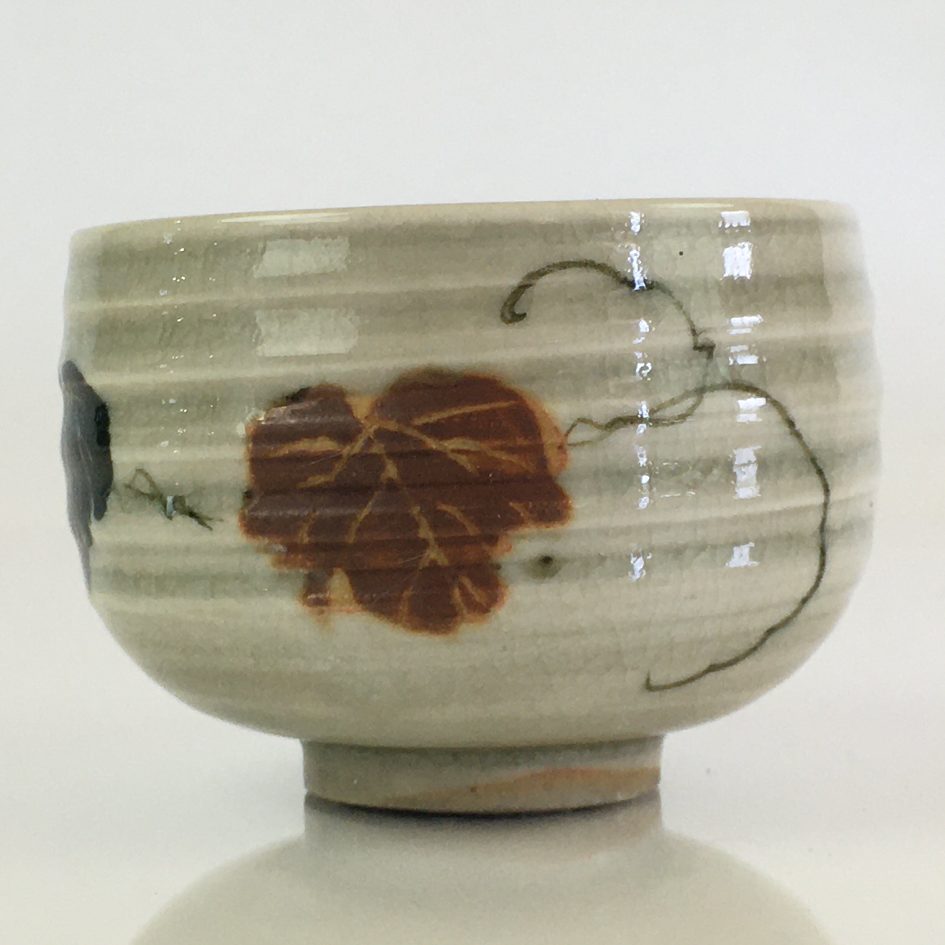 Japanese Ceramic Teacup Yunomi Vtg Vine Plant Leaves Sencha TC303