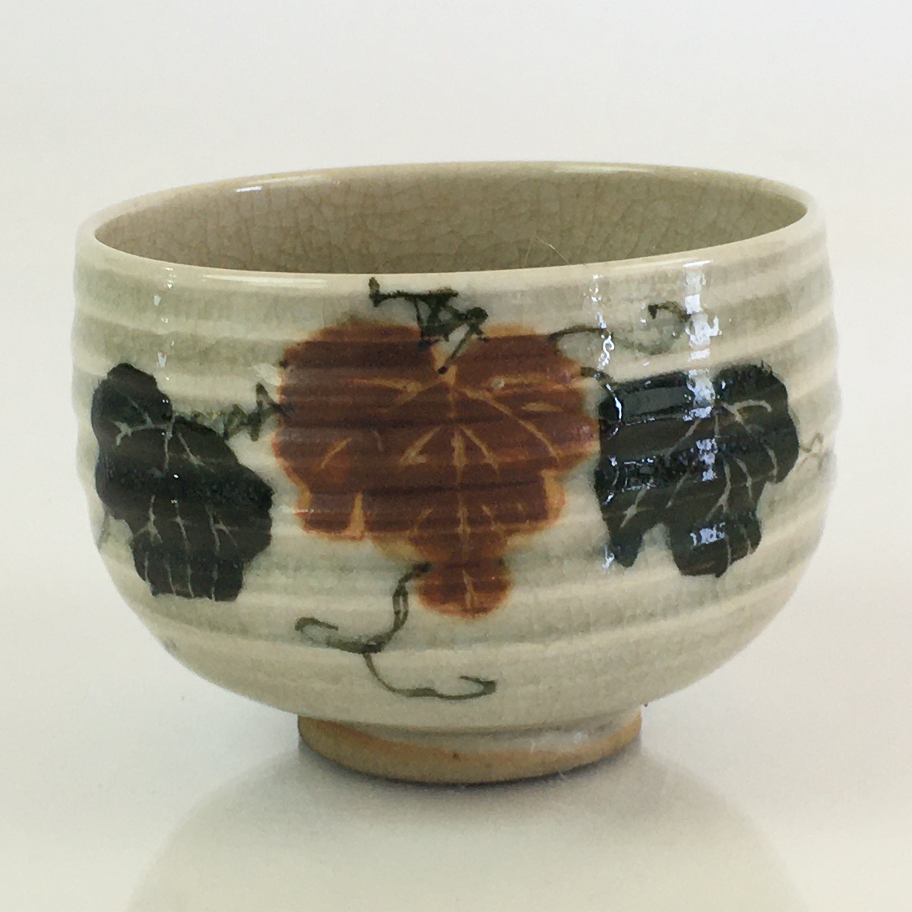 Japanese Ceramic Teacup Yunomi Vtg Vine Plant Leaves Sencha TC304