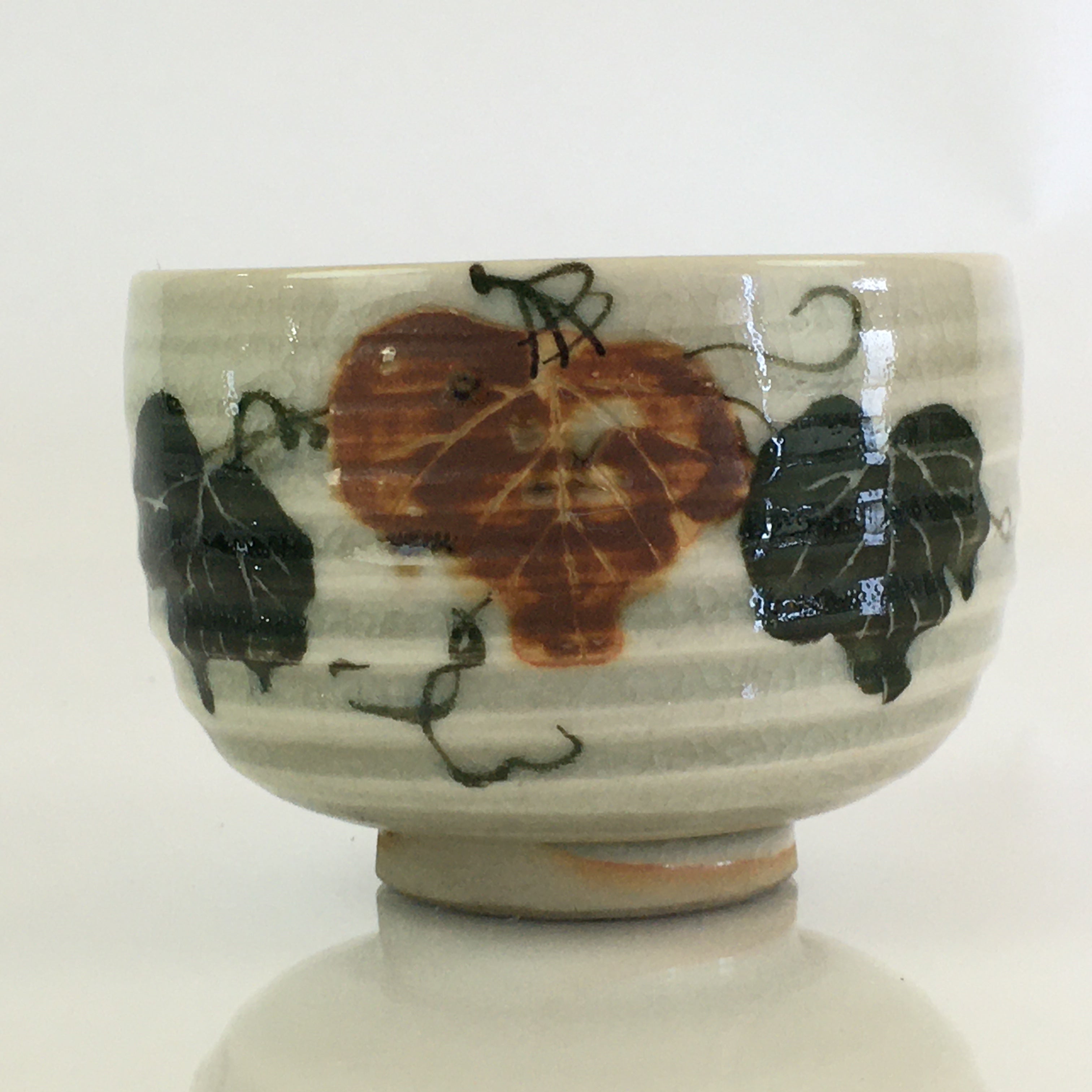 Japanese Ceramic Teacup Yunomi Vtg Vine Plant Leaves Sencha TC305