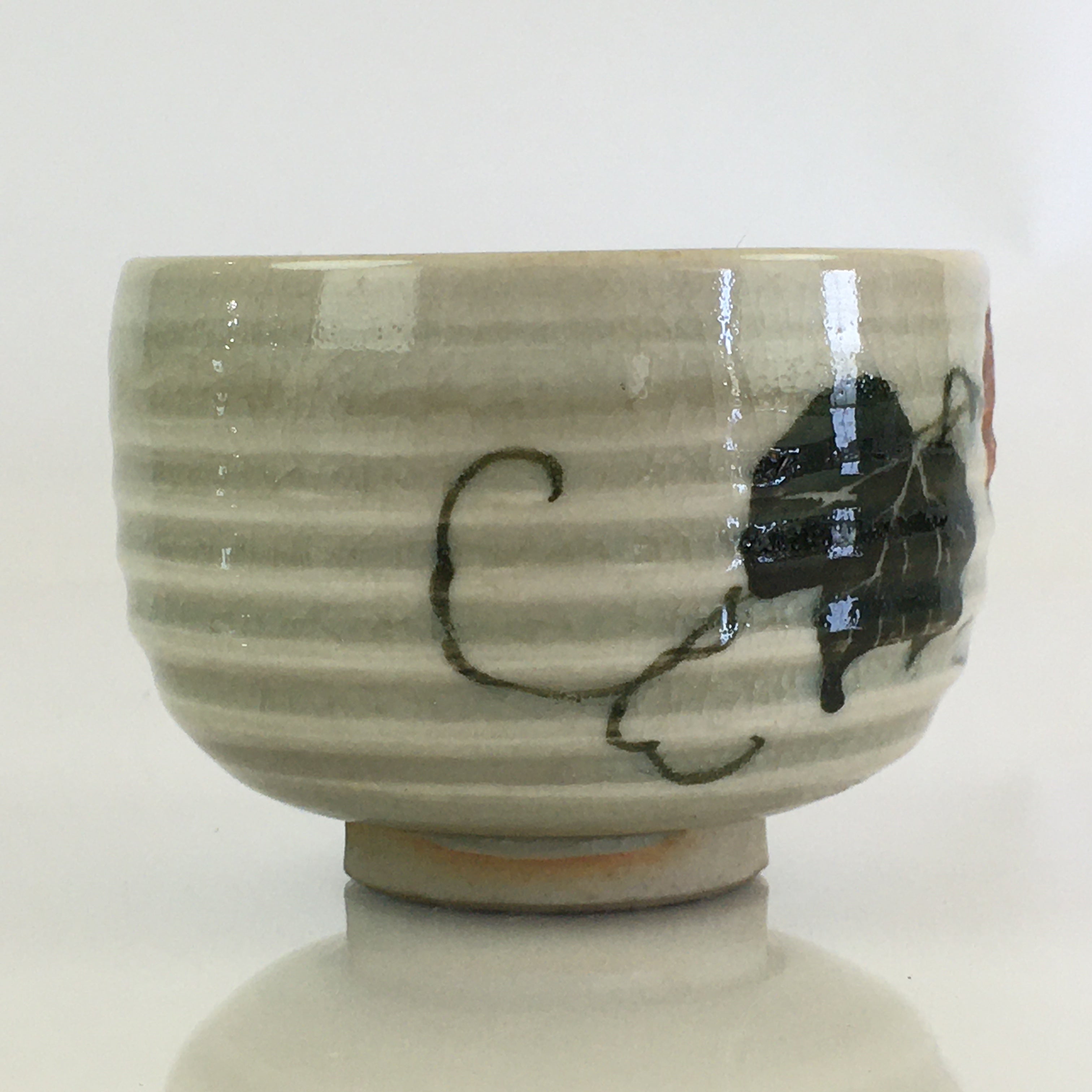 Japanese Ceramic Teacup Yunomi Vtg Vine Plant Leaves Sencha TC305