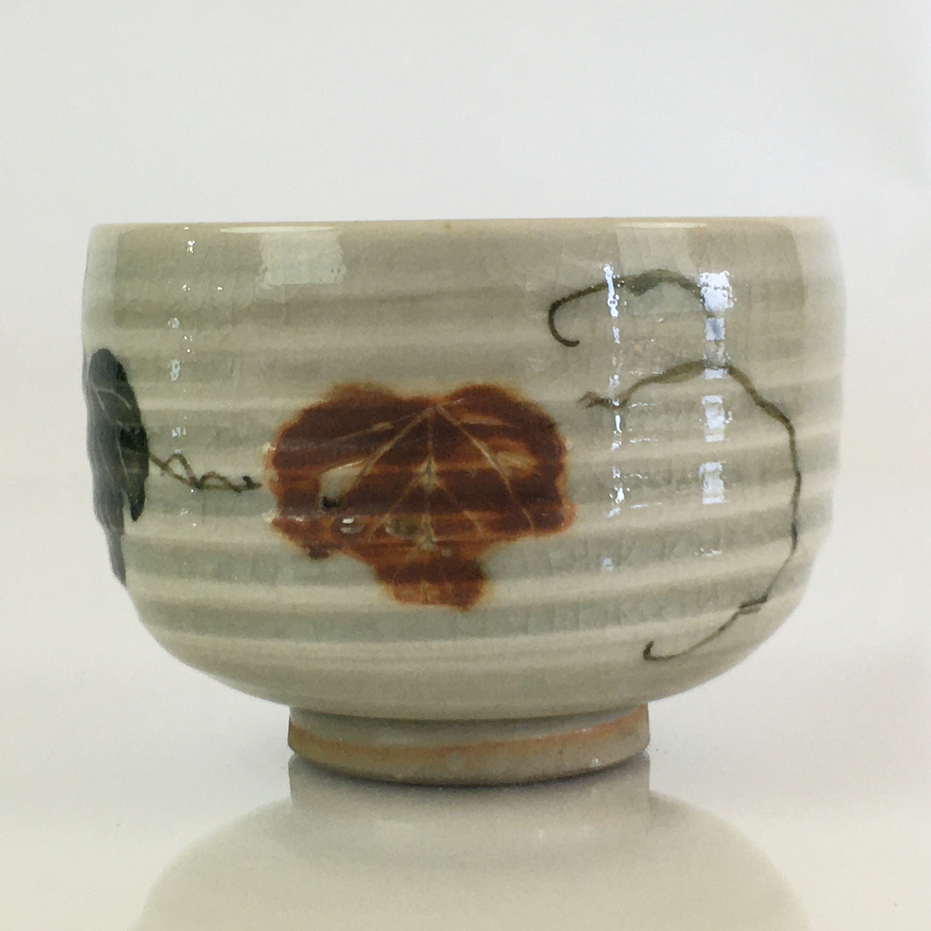 Japanese Ceramic Teacup Yunomi Vtg Vine Plant Leaves Sencha TC305