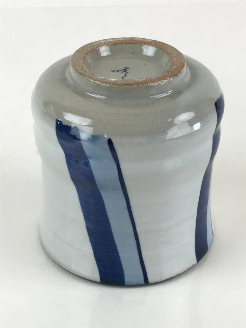 Japanese Ceramic Teacup Yunomi Vtg White Glaze Blue Semicircle Green Tea TC331