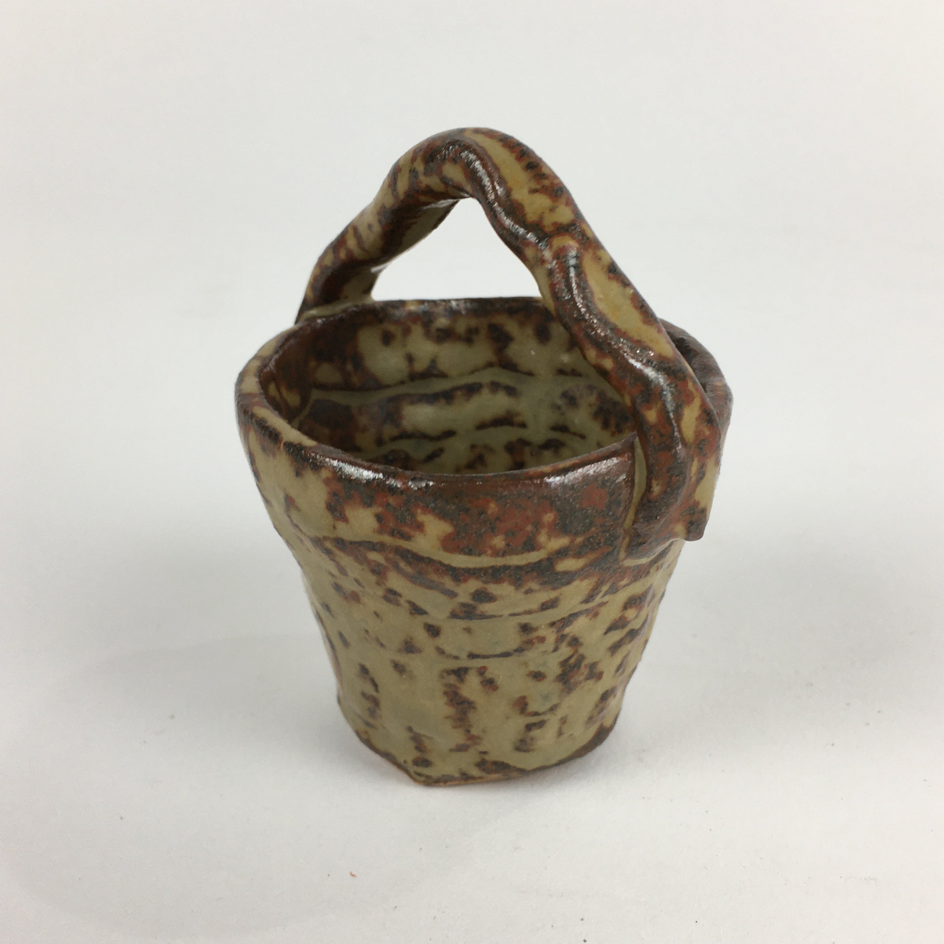 Japanese Ceramic Vtg Bucket Shaped Mini Flower Vase Handle Brown Yellow PP917