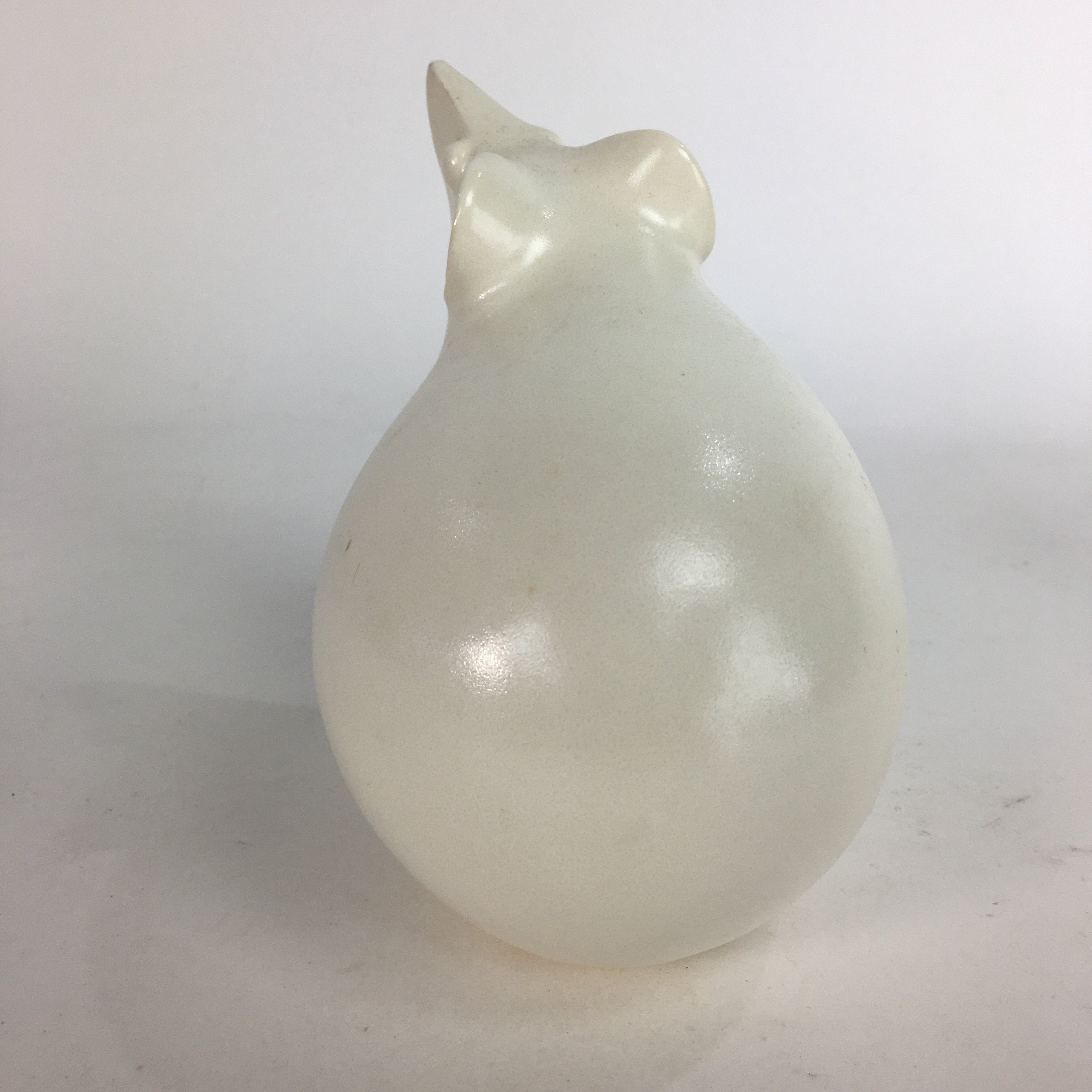 Japanese Ceramic Zodiac Symbol Mouse Vtg Pottery White Nezumi Figure BD648