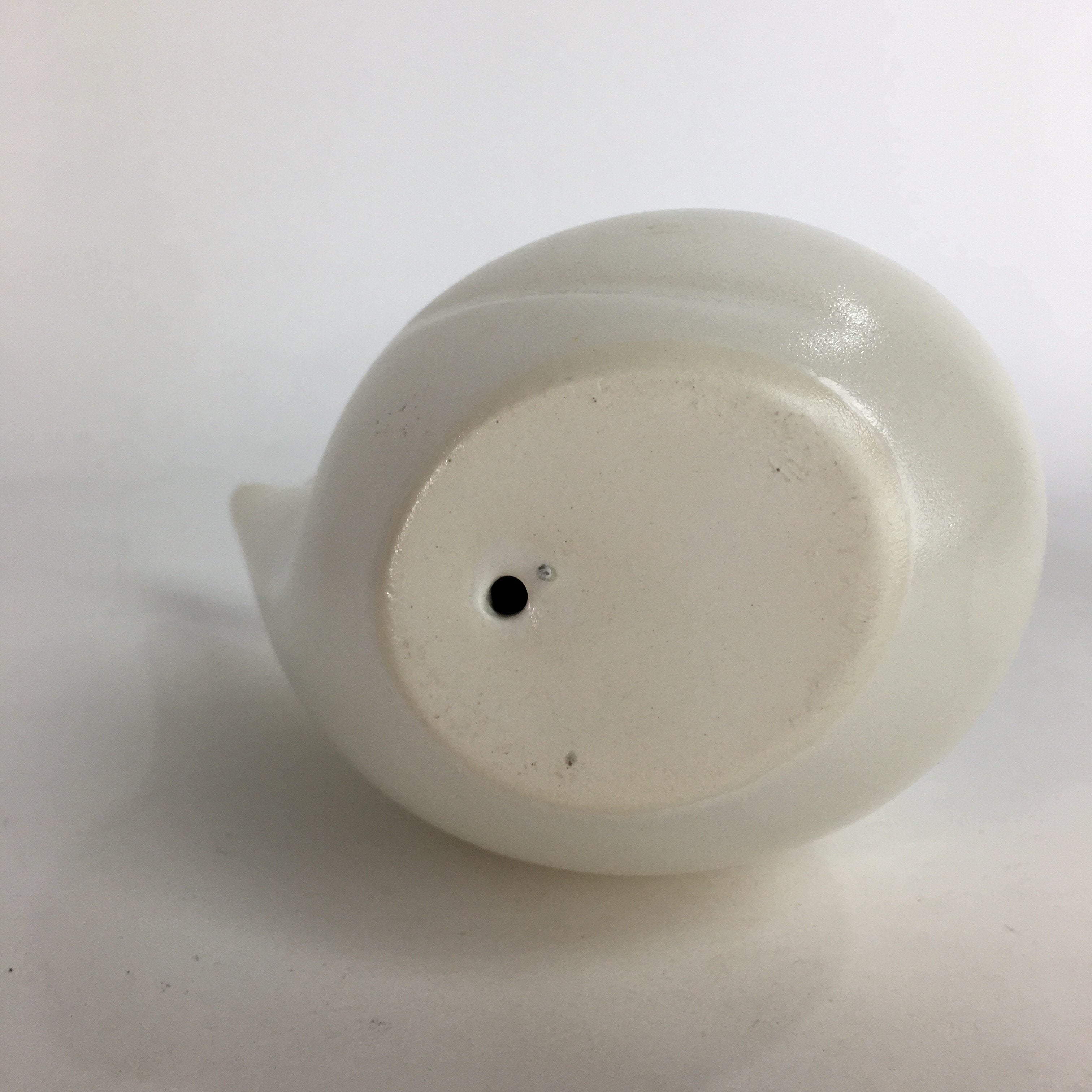 Japanese Ceramic Zodiac Symbol Mouse Vtg Pottery White Nezumi Figure BD648