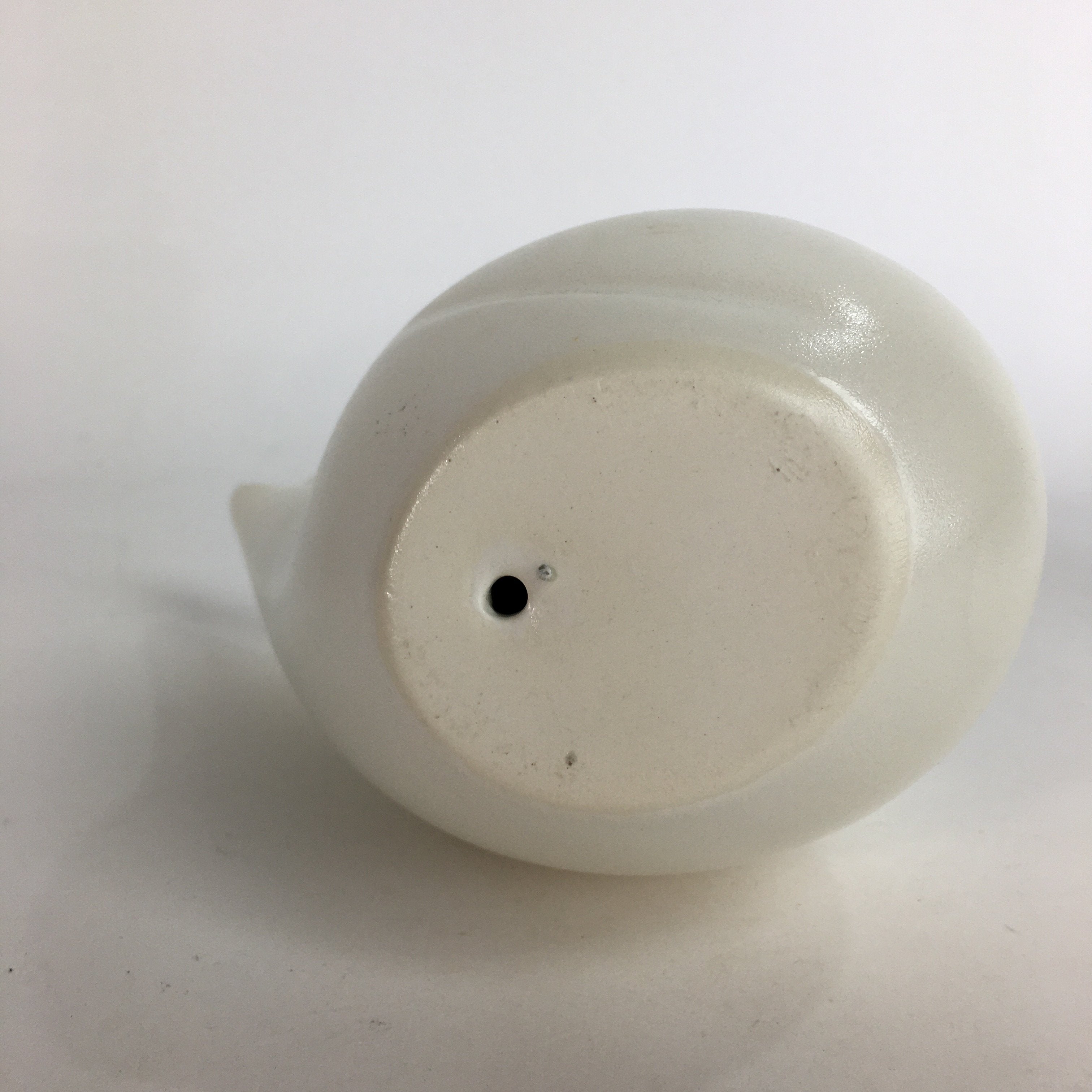 Japanese Ceramic Zodiac Symbol Mouse Vtg Pottery White Nezumi Figure BD648