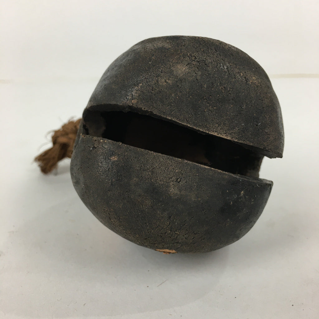 Japanese Clay Bell Dorei Vtg Ceramic Doll Amulet Stone Statues Man Woman DR354