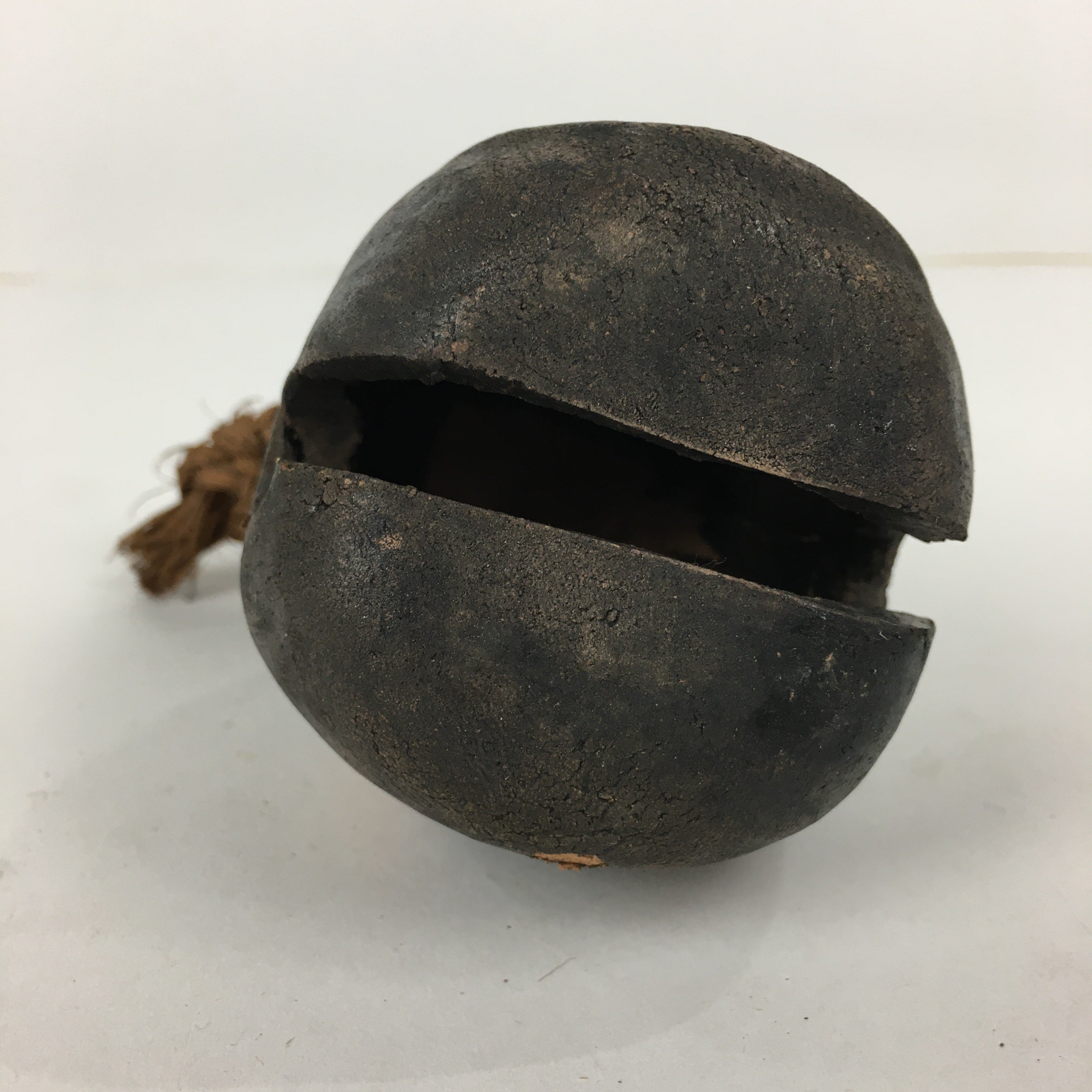 Japanese Clay Bell Dorei Vtg Ceramic Doll Amulet Stone Statues Man Woman DR354