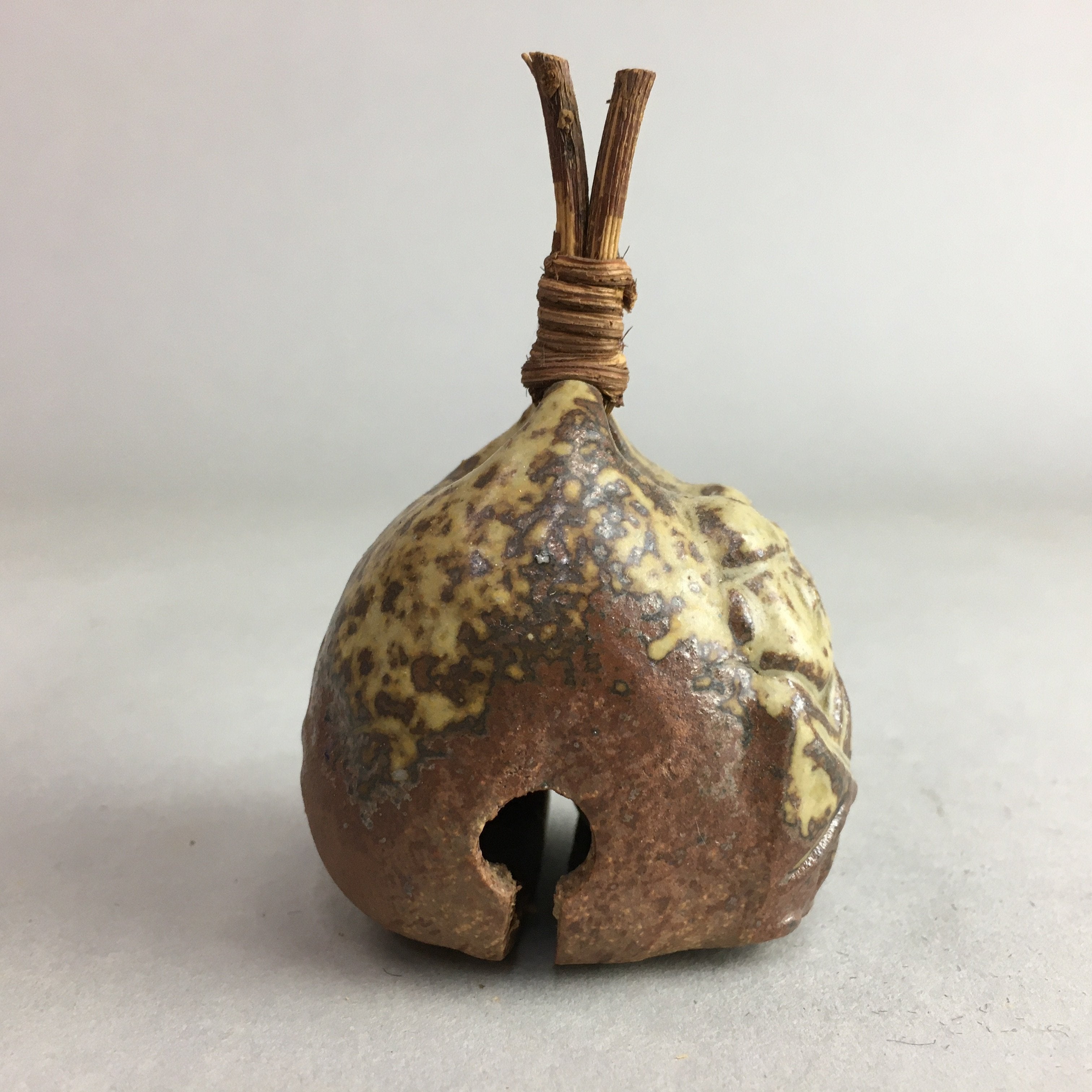Japanese Clay Bell Vtg Ceramic Dorei Doll Figurine Brown Natural Ash Glaze DR291