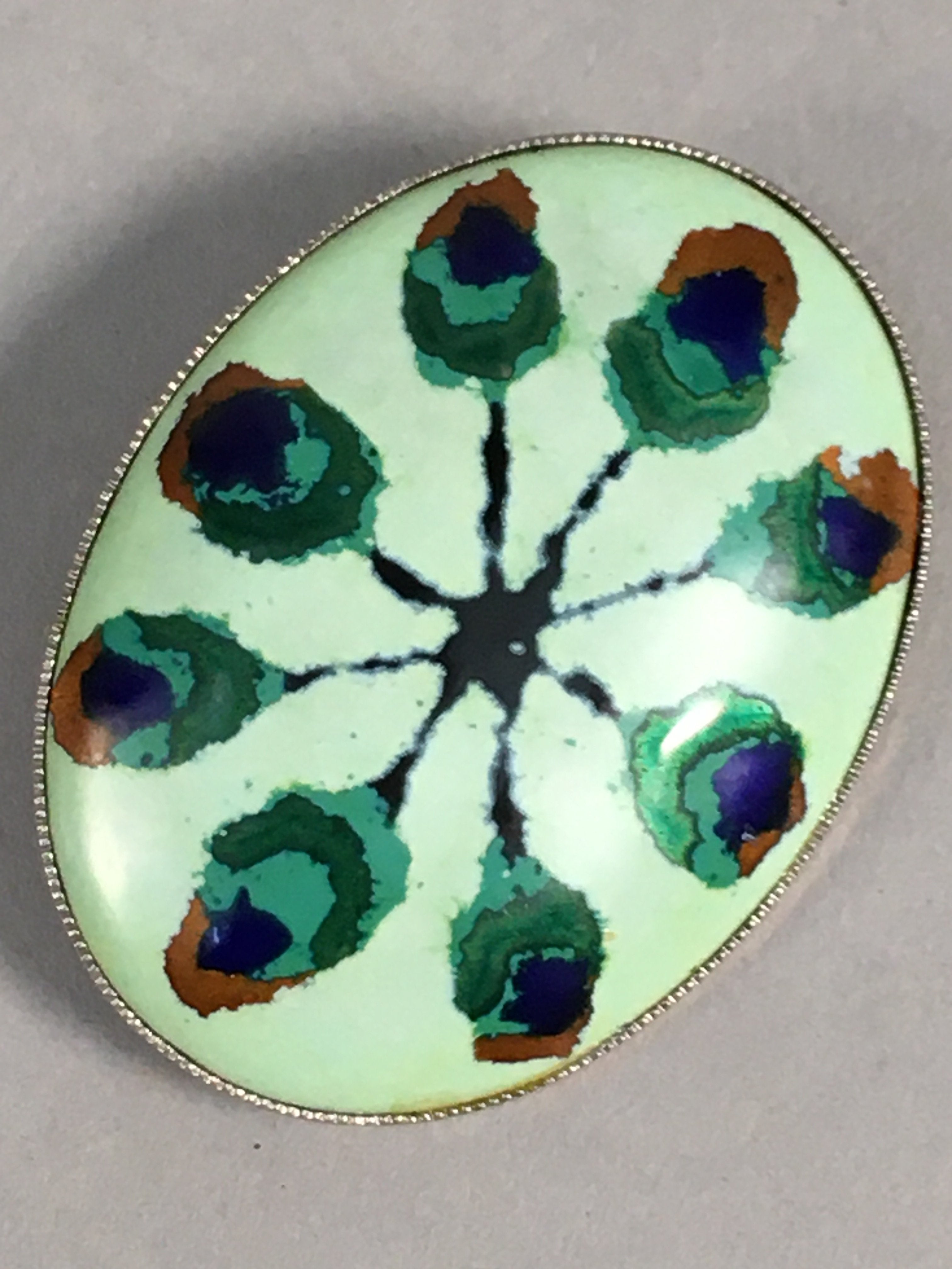 Japanese Cloisonne Oval Brooch Vtg Metal Glass Pin Green Gold JK58