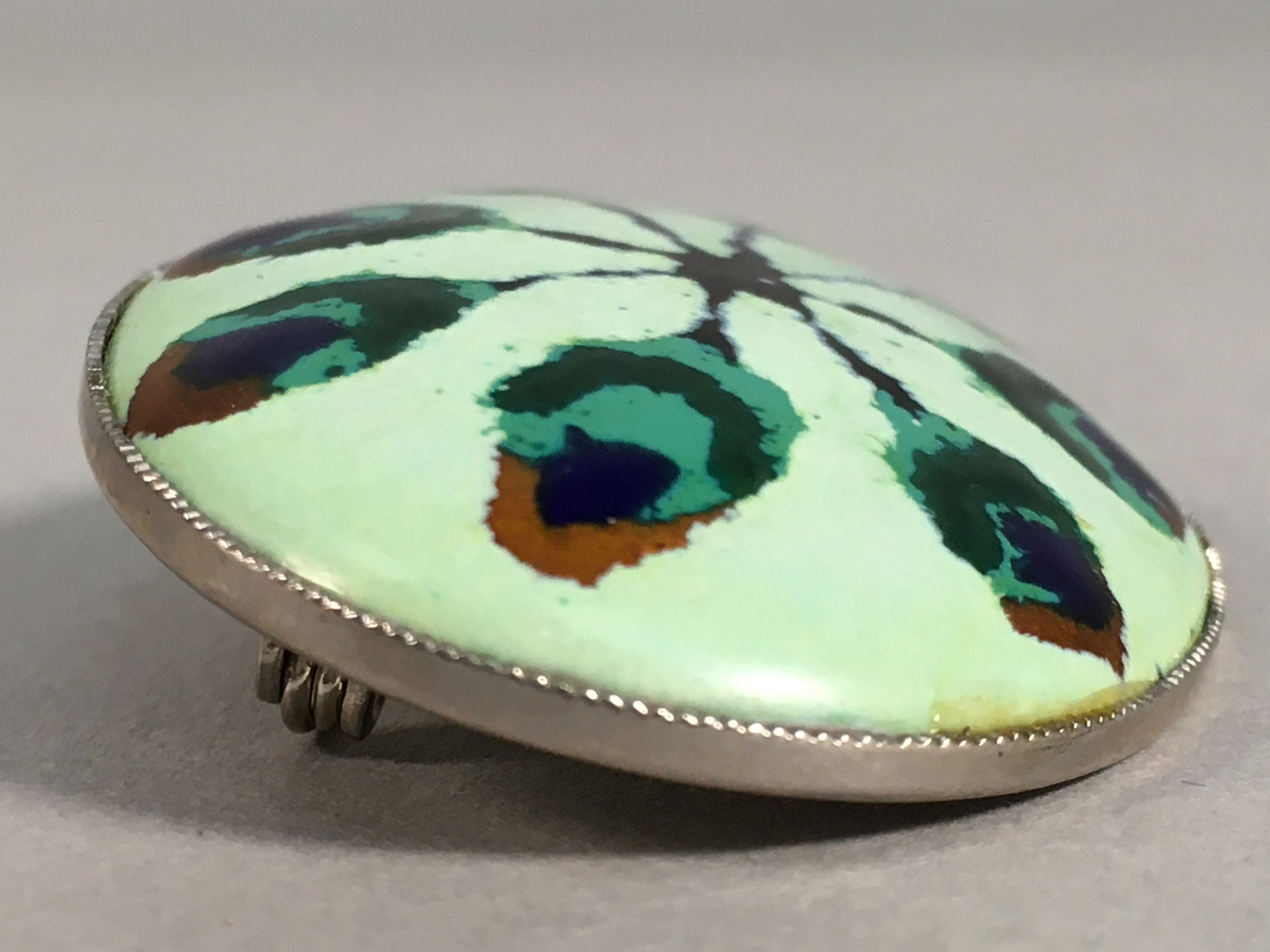 Japanese Cloisonne Oval Brooch Vtg Metal Glass Pin Green Gold JK58