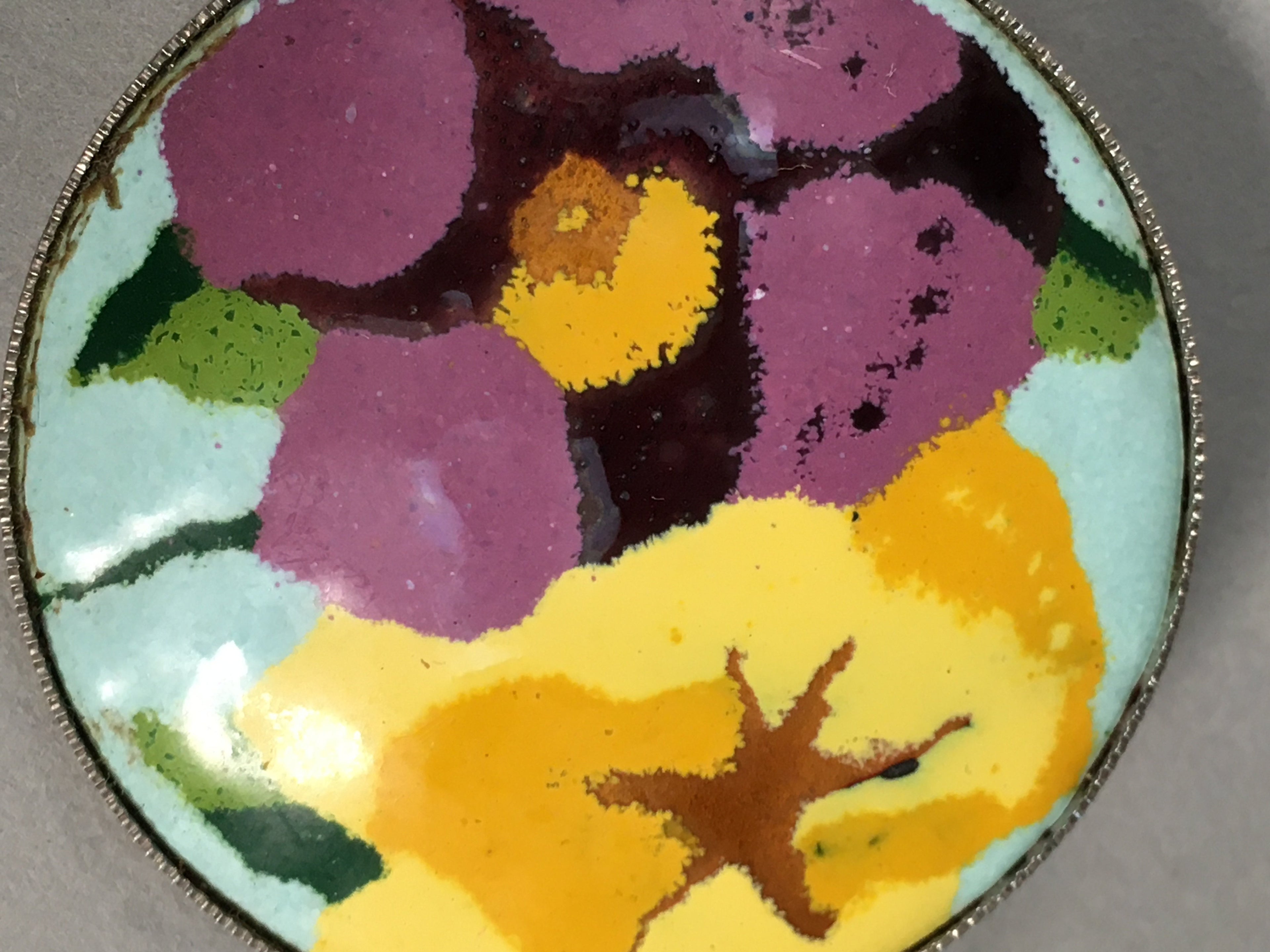 Japanese Cloisonne Round Brooch Vtg Metal Glass Pin Flower Purple Yellow JK49