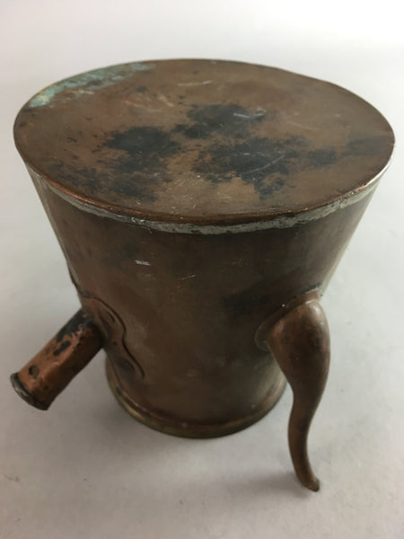 https://chidorivintage.com/cdn/shop/products/Japanese-Copper-Coffee-Pot-Vtg-Kettle-Hand-Drip-Pour-Thin-Spout-T64-8_135d8fc4-bdfc-484a-bd7b-0d3222da3159_grande.jpg?v=1629225238