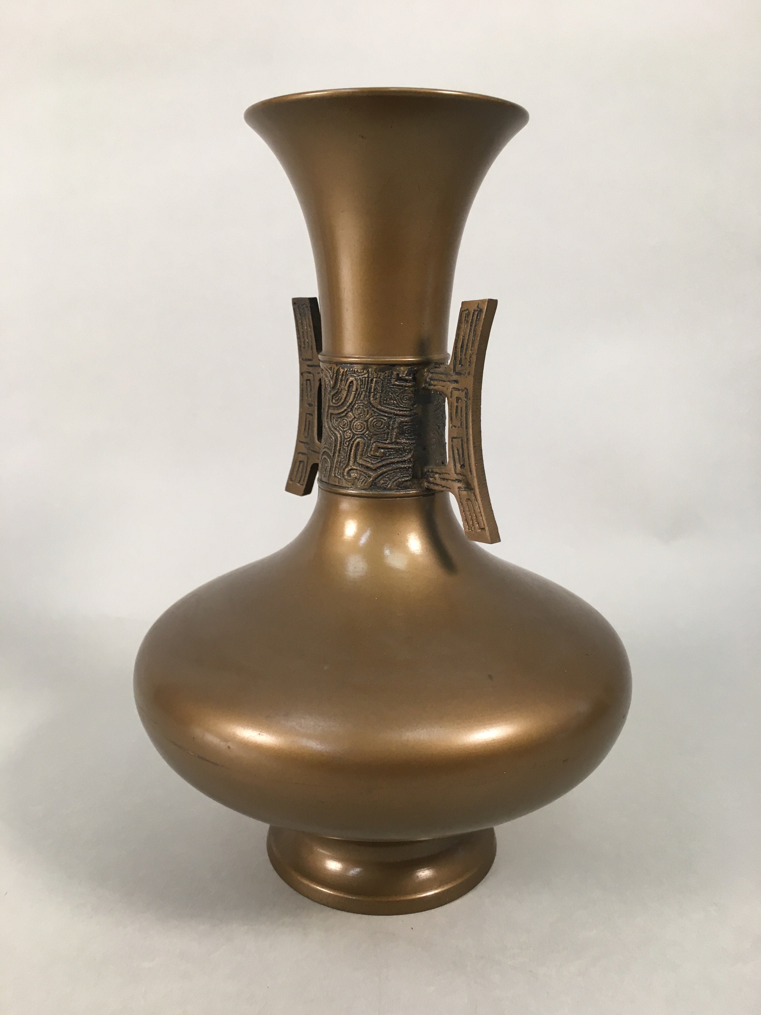Japanese Copper Flower Vase Vtg Cast Metal Kabin Ikebana Brown FV900