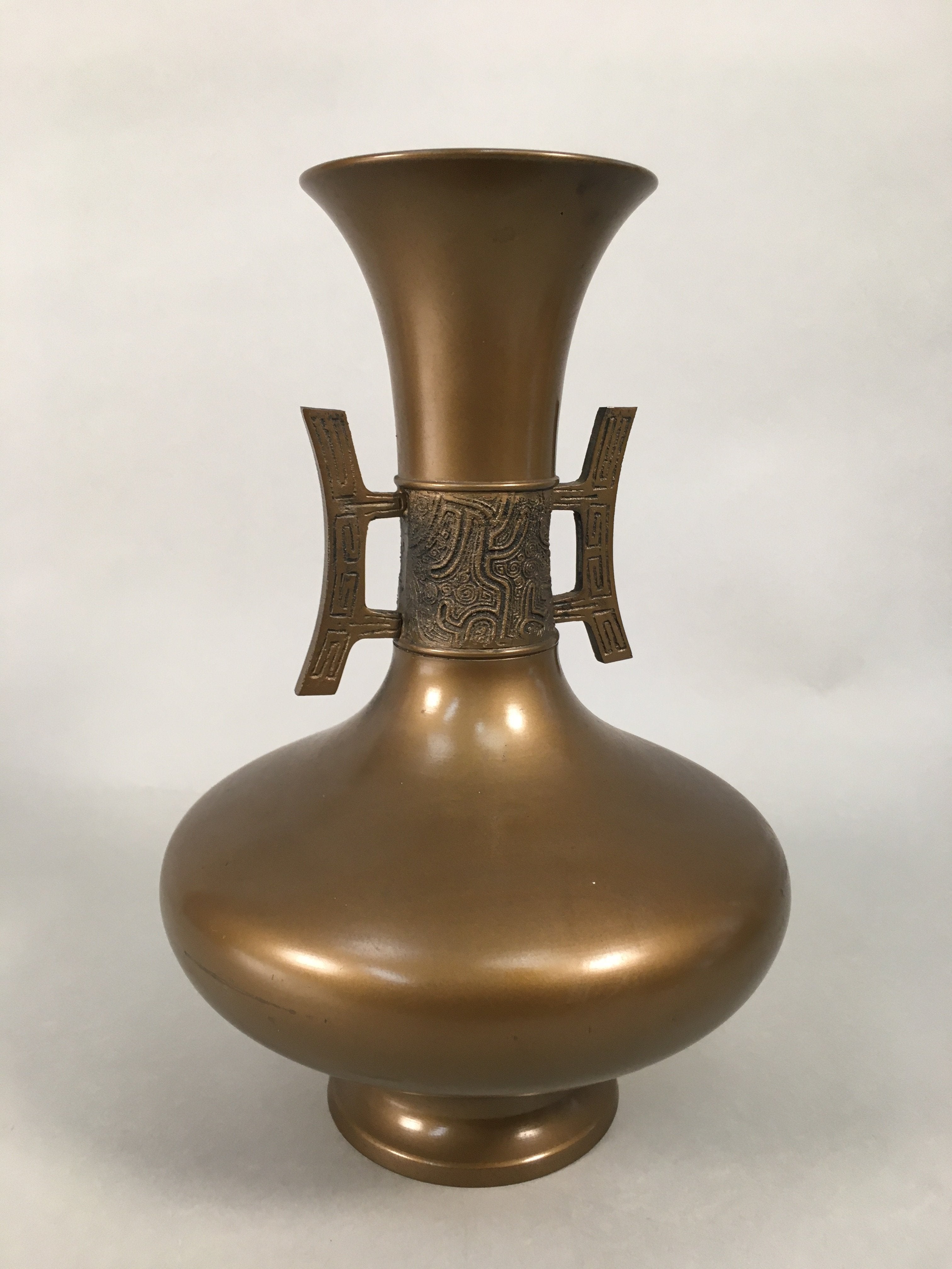 Japanese Copper Flower Vase Vtg Cast Metal Kabin Ikebana Brown FV900