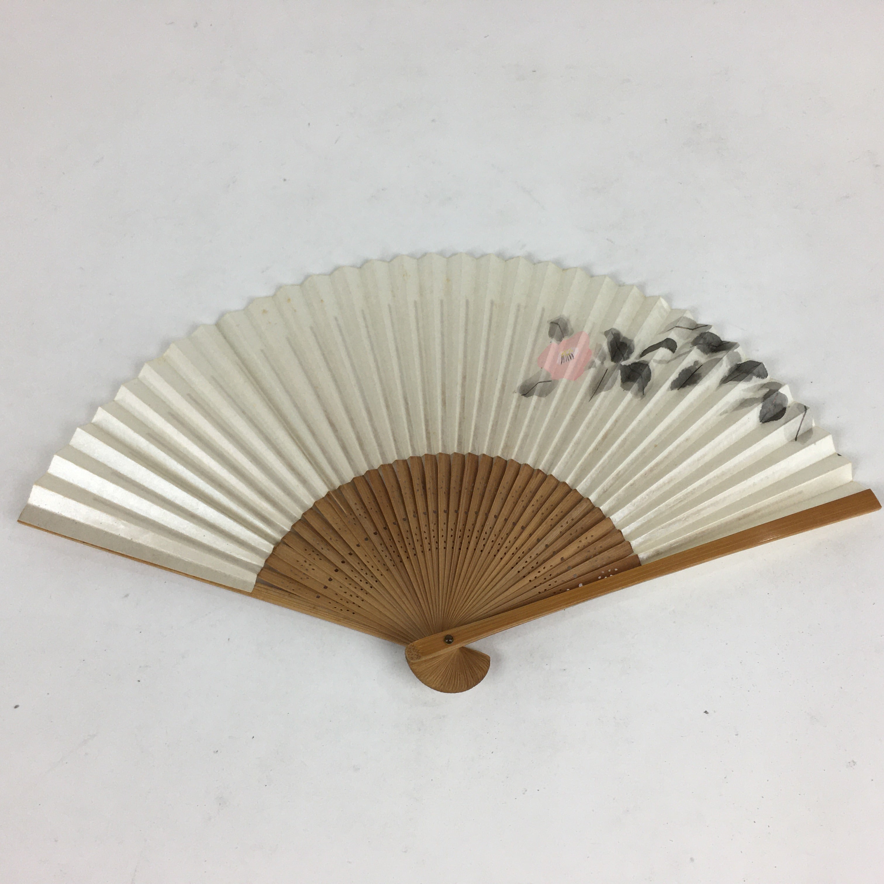Japanese Folding Fan Vtg Sensu Vtg Glossy White Paper Bamboo Frame 4D552