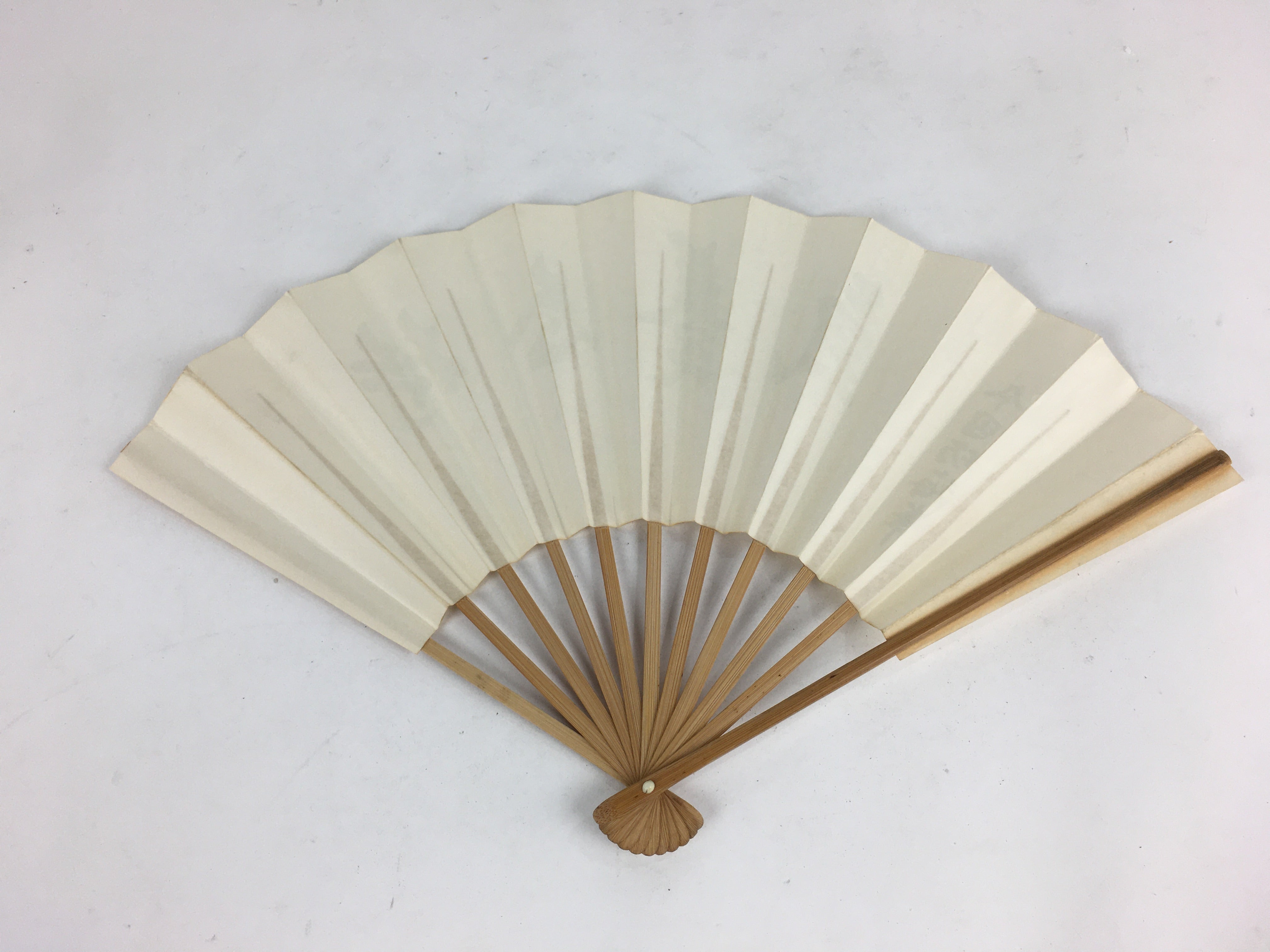 Japanese Folding Fan Vtg Sensu Vtg White Paper Bamboo Frame Kanji 4D535