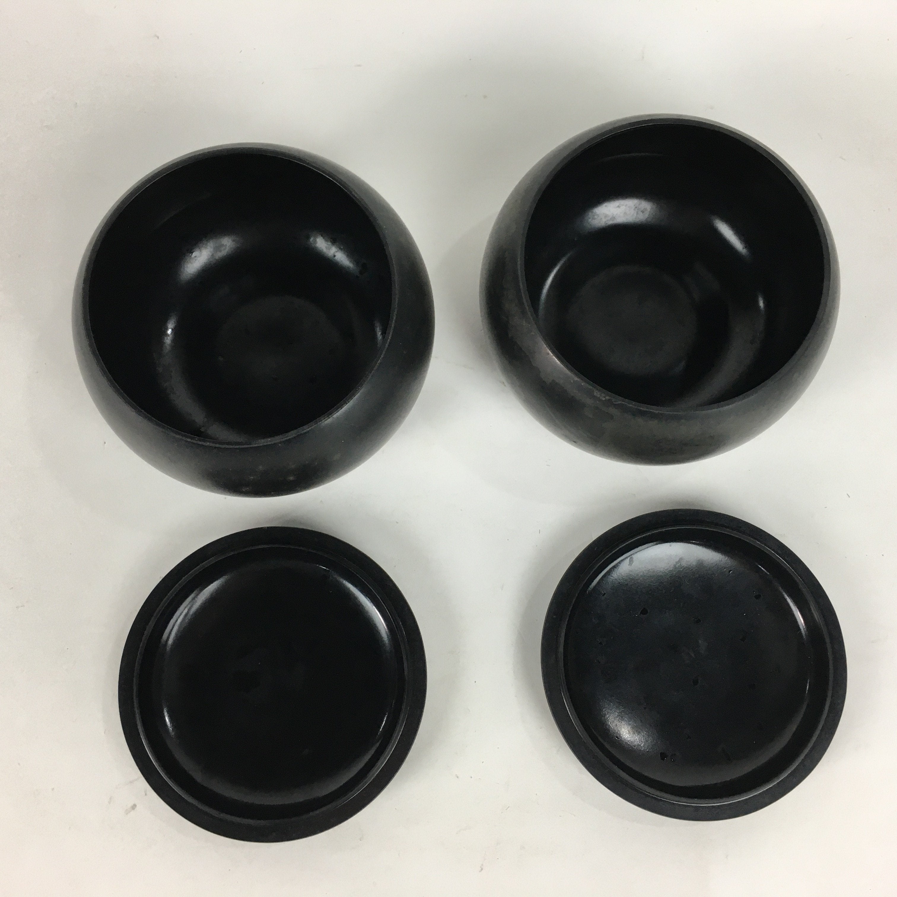 Japanese Go Stone Vtg Goishi Game Piece Set Black Bowl Black White GO65