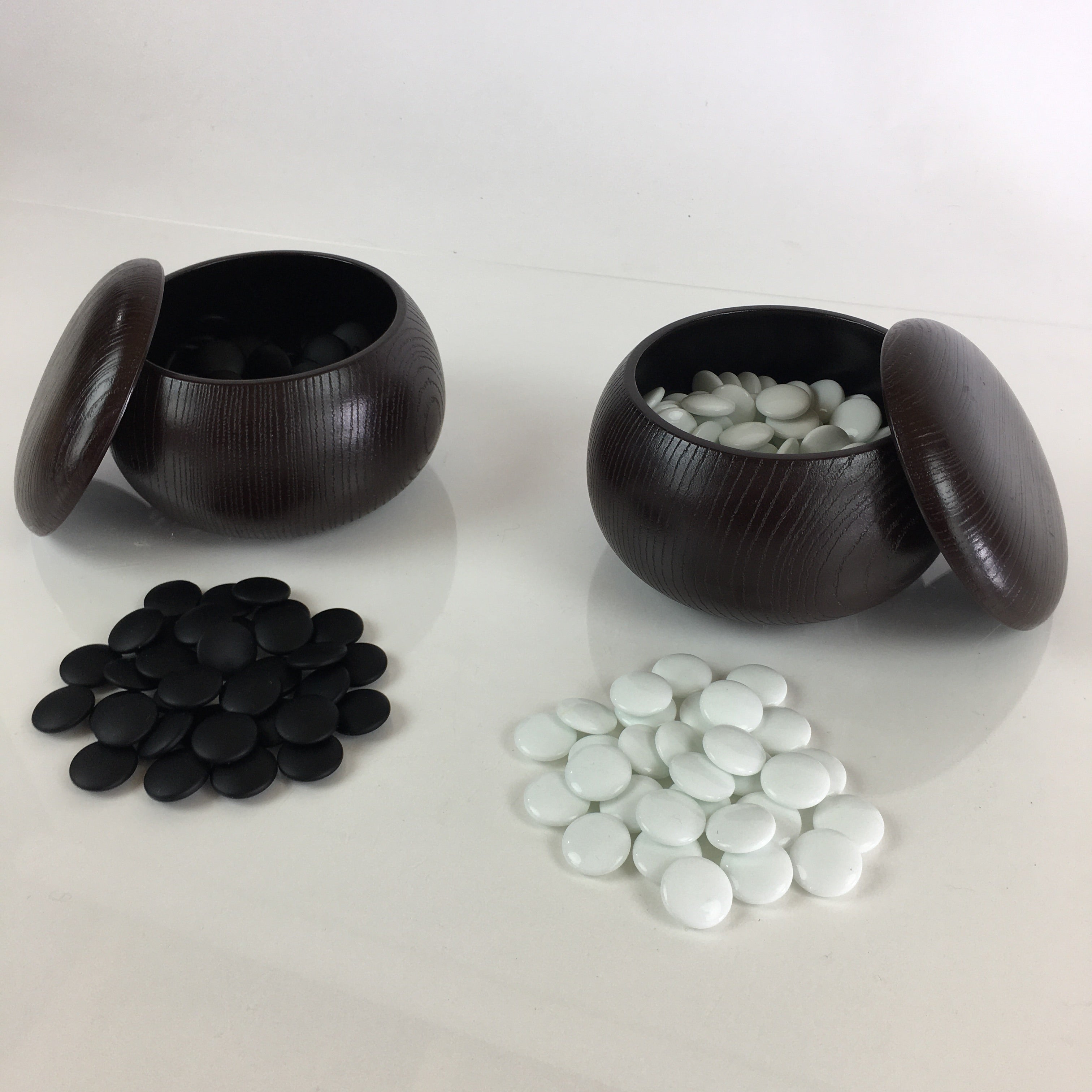 Japanese Go Stone Vtg Goishi Game Piece Set Dark Brown Bowl Black White GO71
