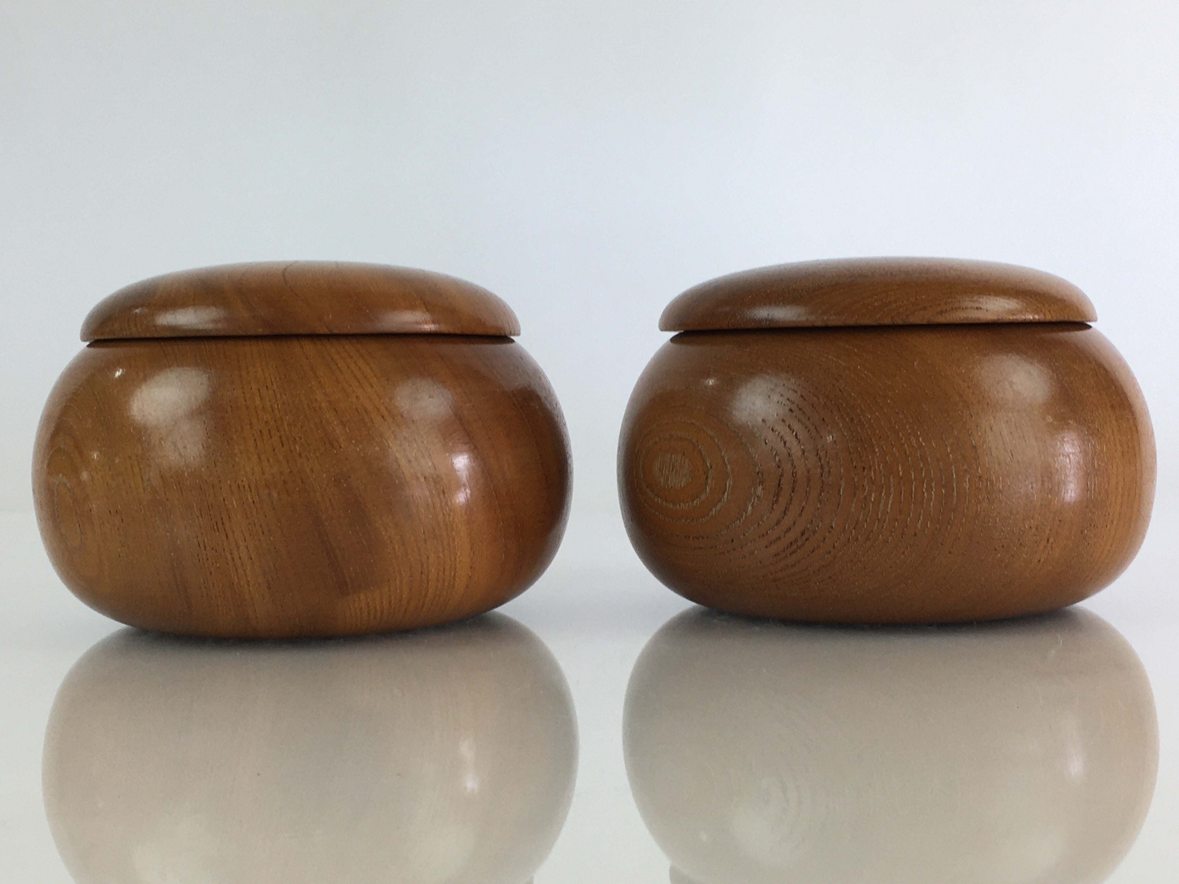 Japanese Go Stone Vtg Goishi Game Piece Set Light Brown Bowl Black Whi ...