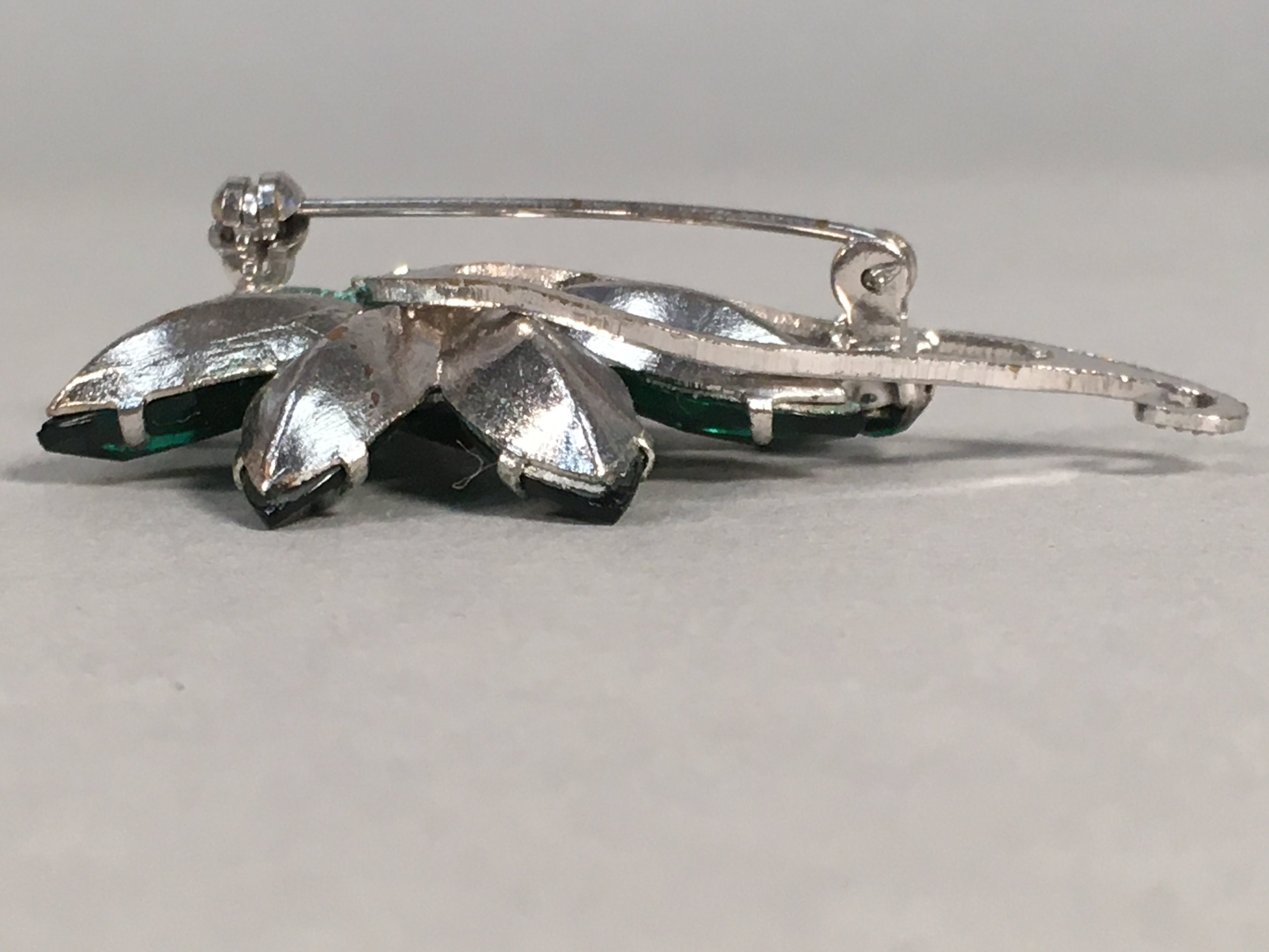 Japanese Green Flower Brooch Vtg Bijou Pin Badge Vine Silver Glass JK87