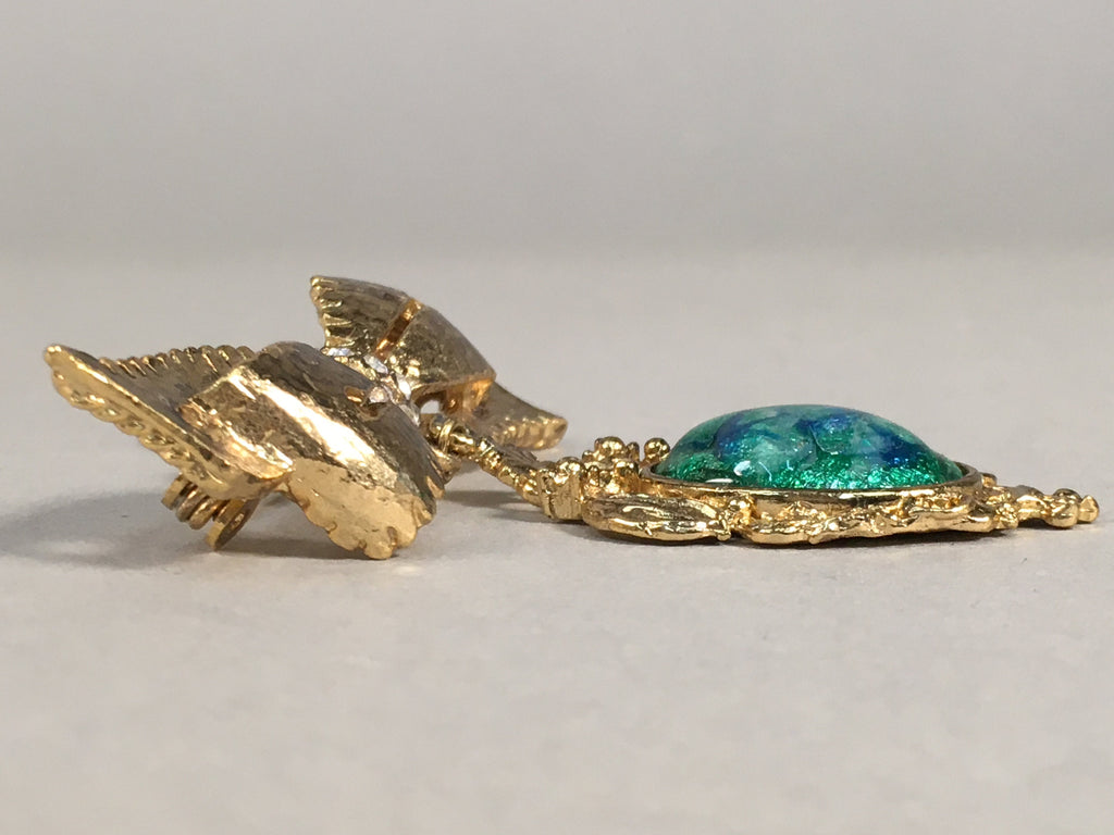 Japanese Green Opal Oval Glass Brooch Metal Ribbon Vtg Bijou Pin Gold JK41