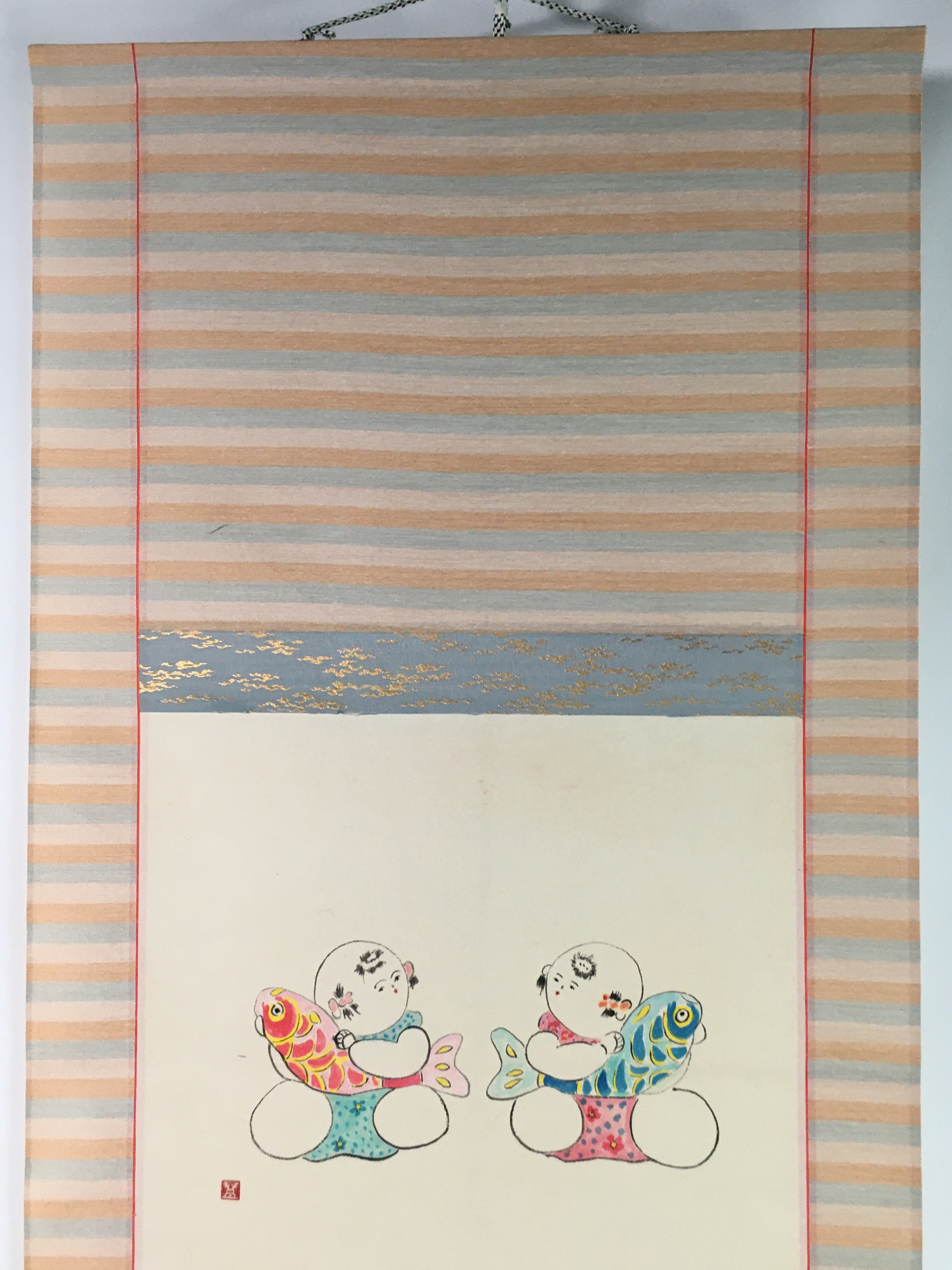 Japanese Hanging Scroll Vtg Kakejiku Kakemono Baby Red Blue Fish SC731